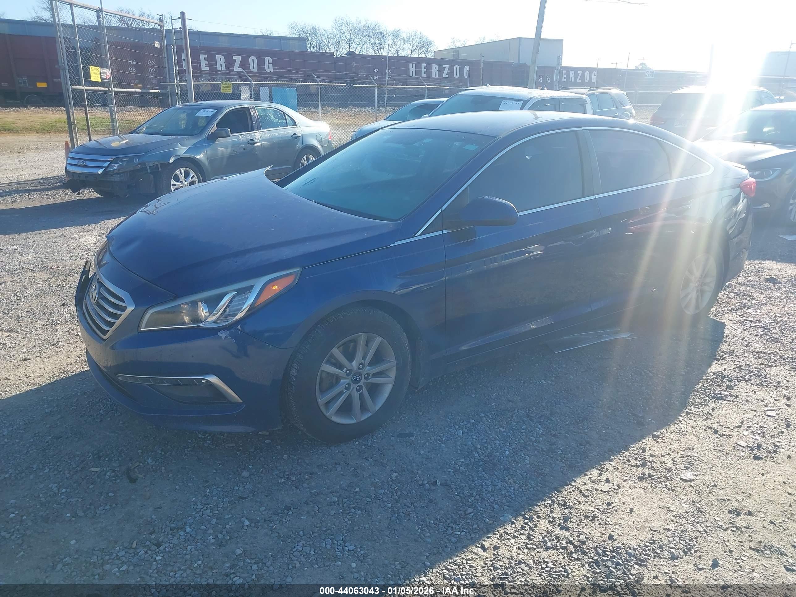 HYUNDAI SONATA image 2