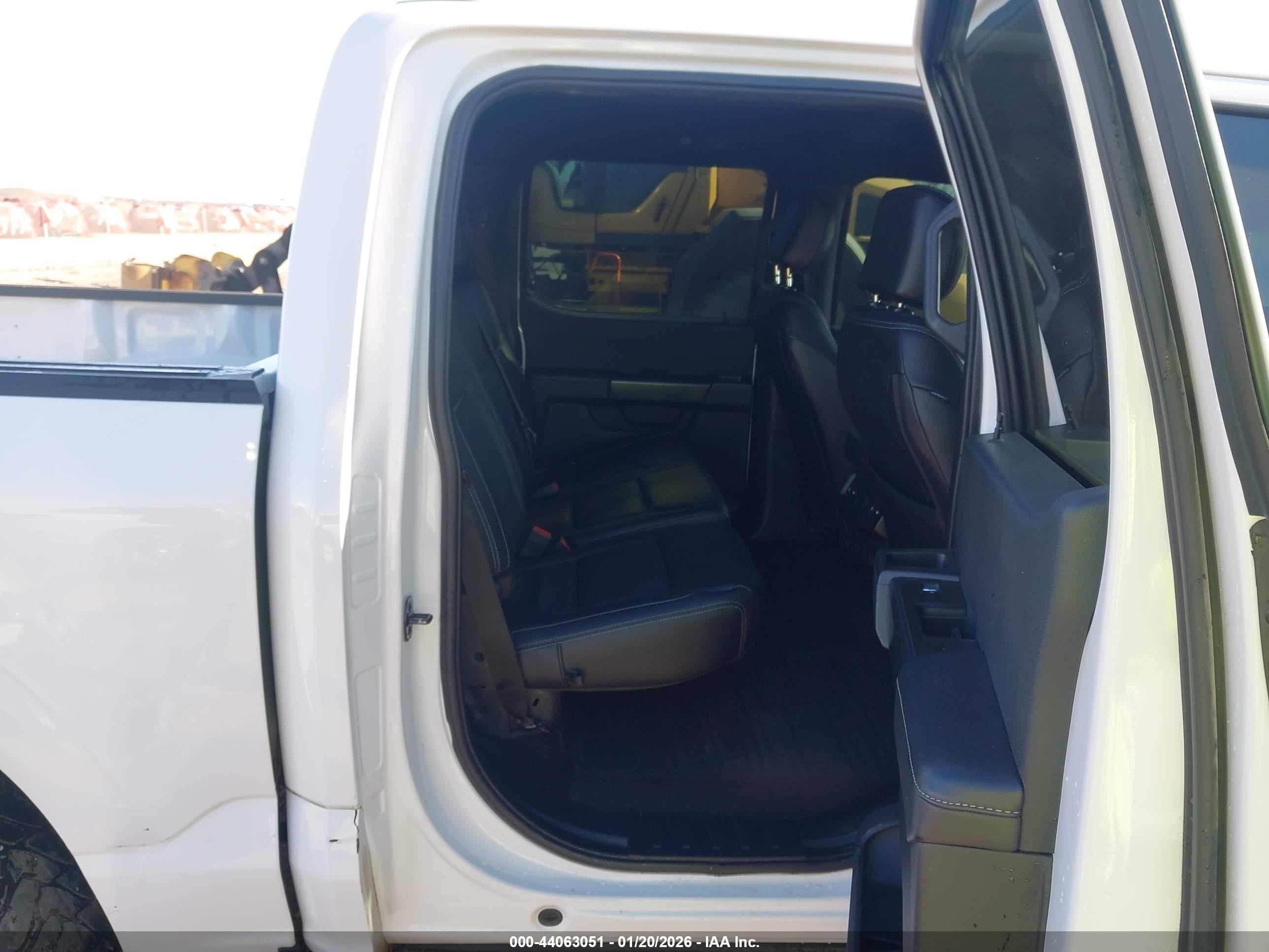 FORD F-150 image 8