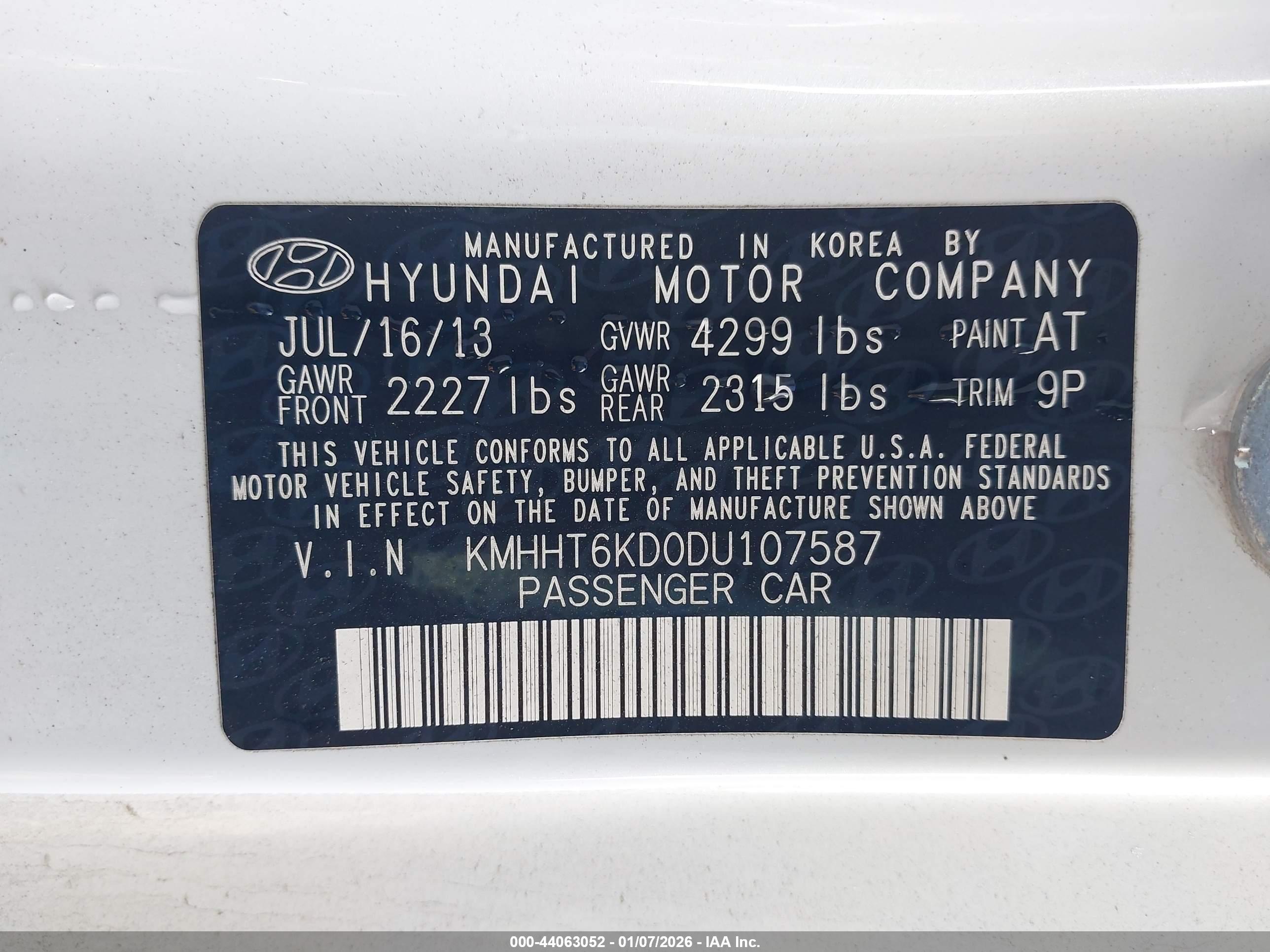 HYUNDAI GENESIS image 9
