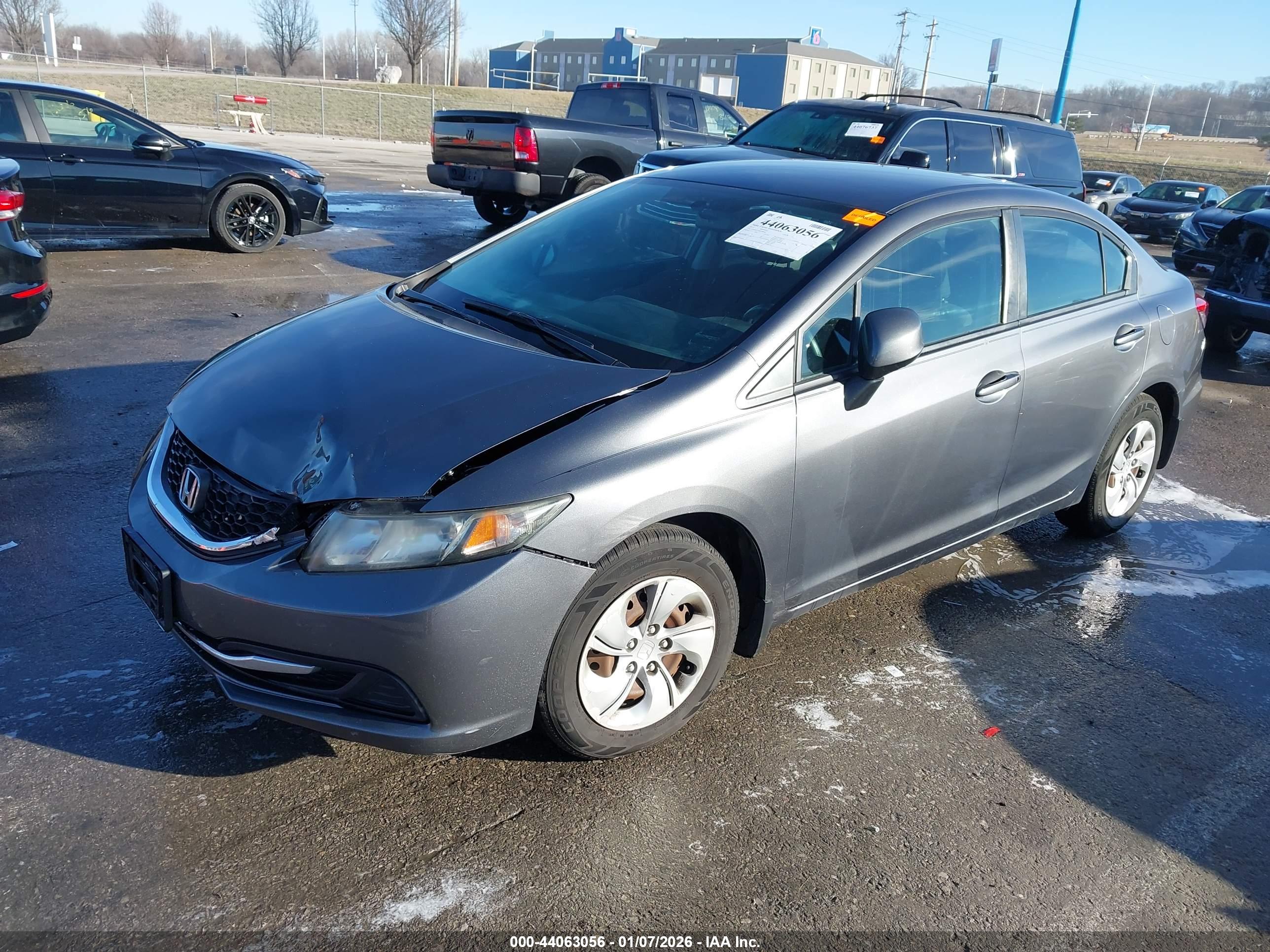 HONDA CIVIC image 2