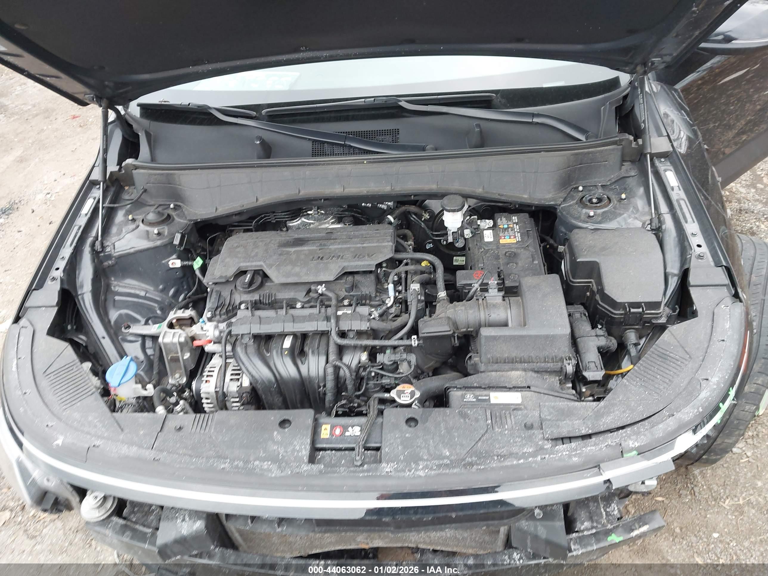 HYUNDAI KONA image 10