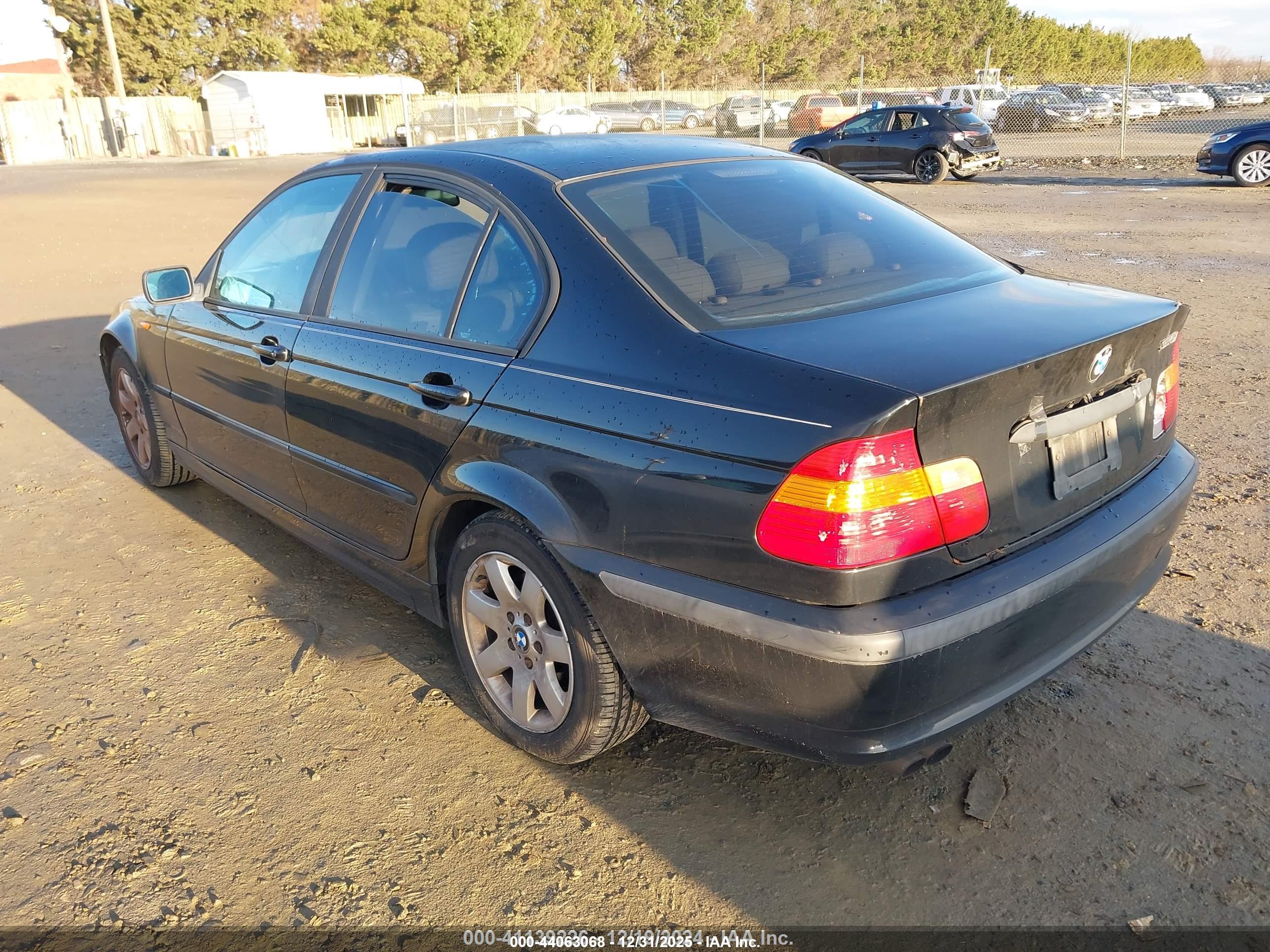 BMW 325I image 3