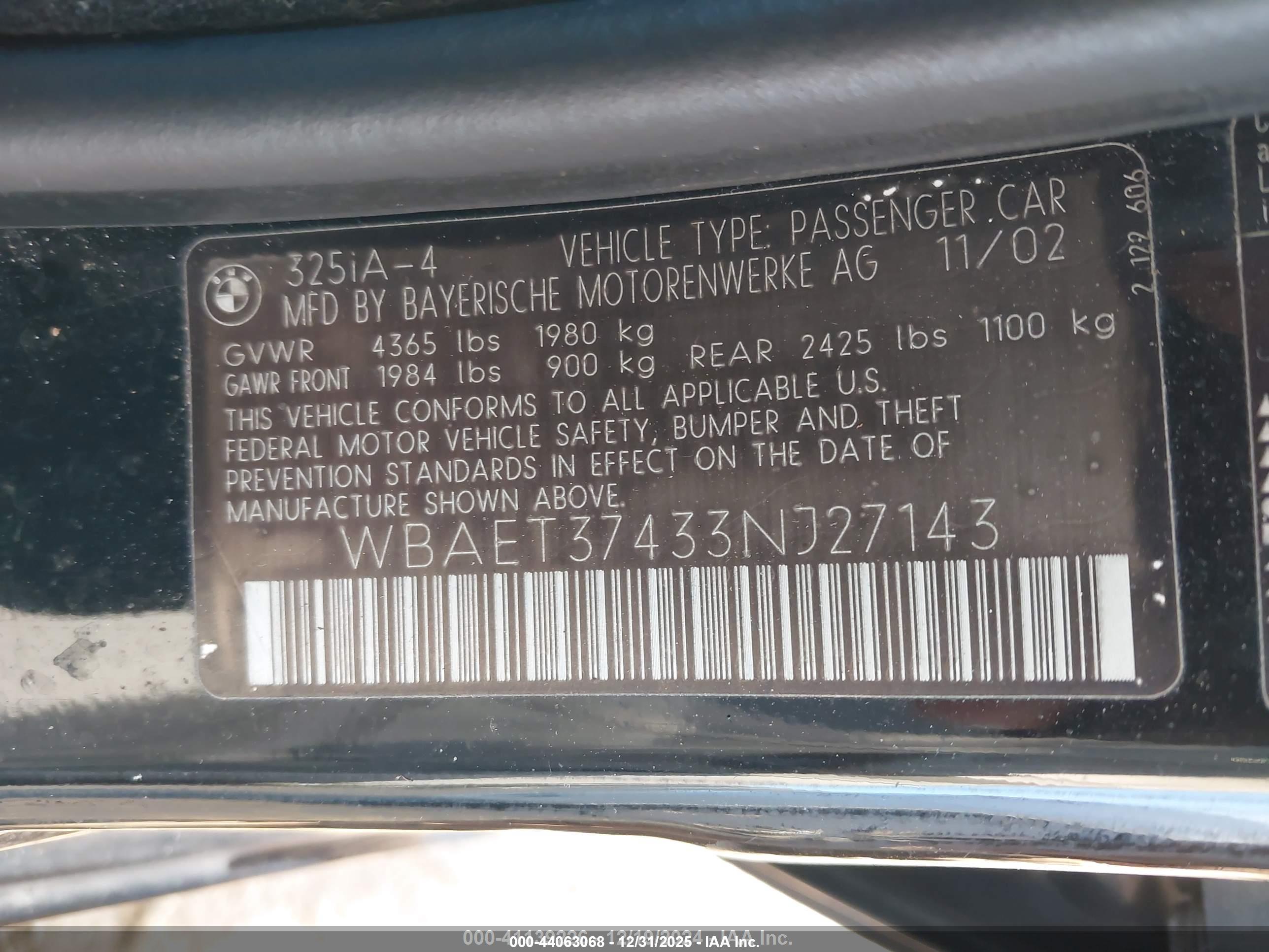 BMW 325I image 9