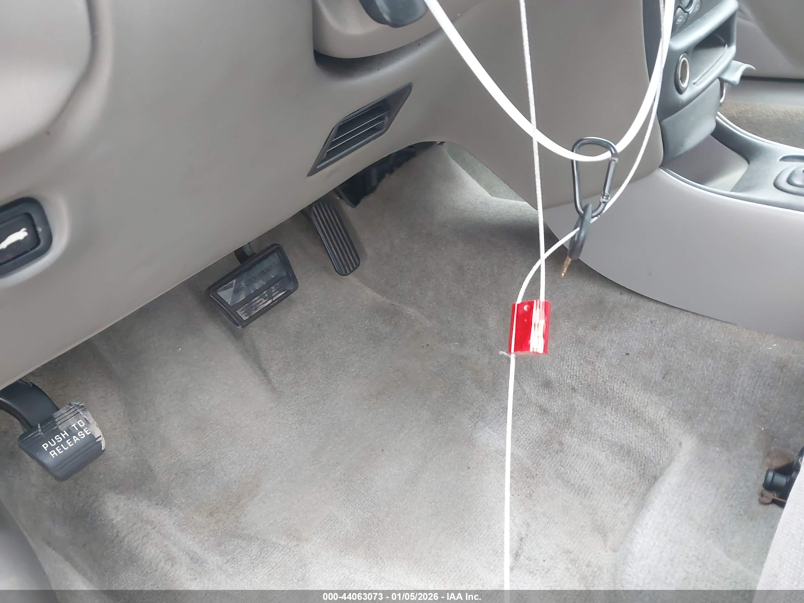 CHEVROLET MALIBU image 11