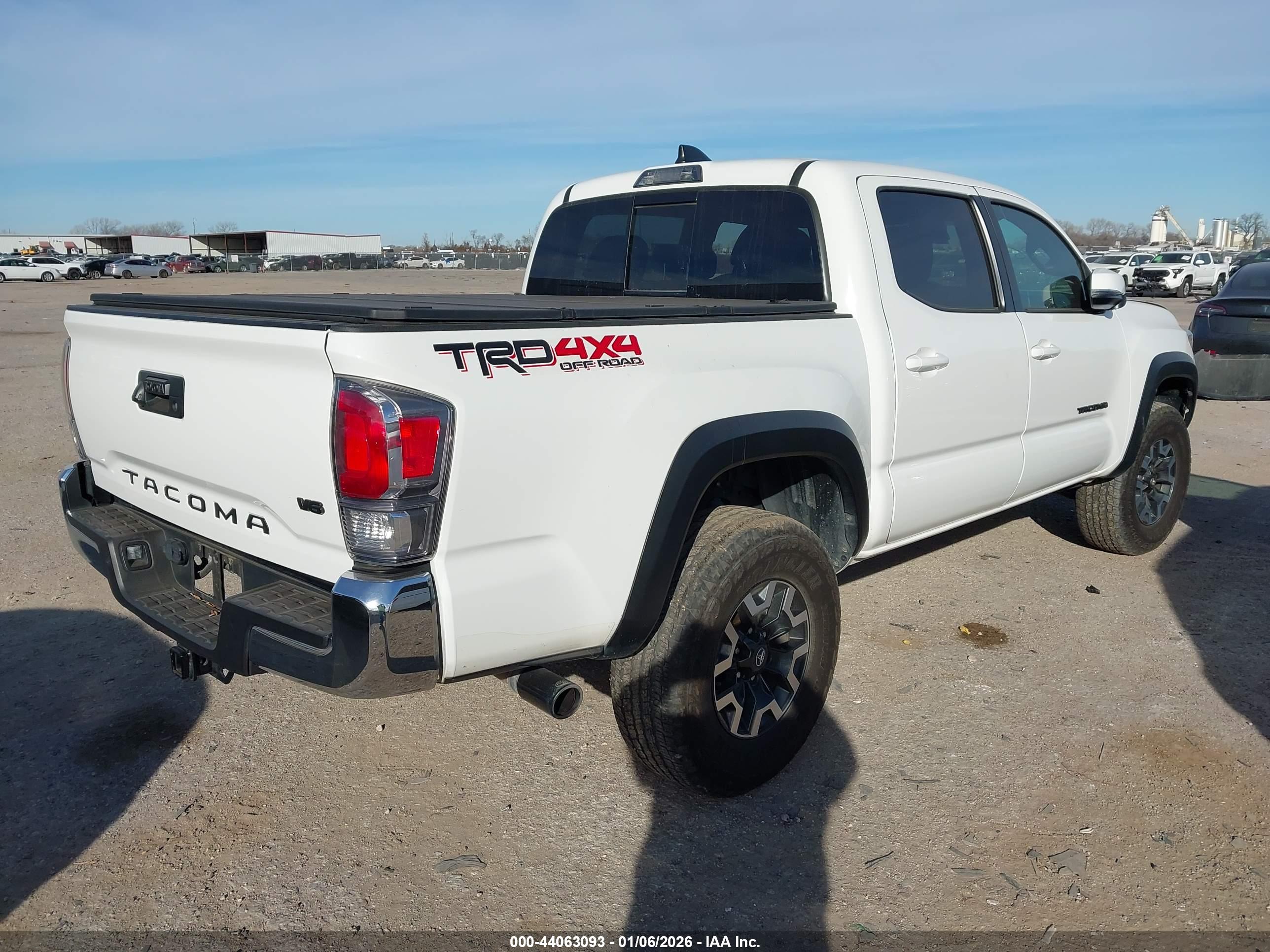 TOYOTA TACOMA image 4
