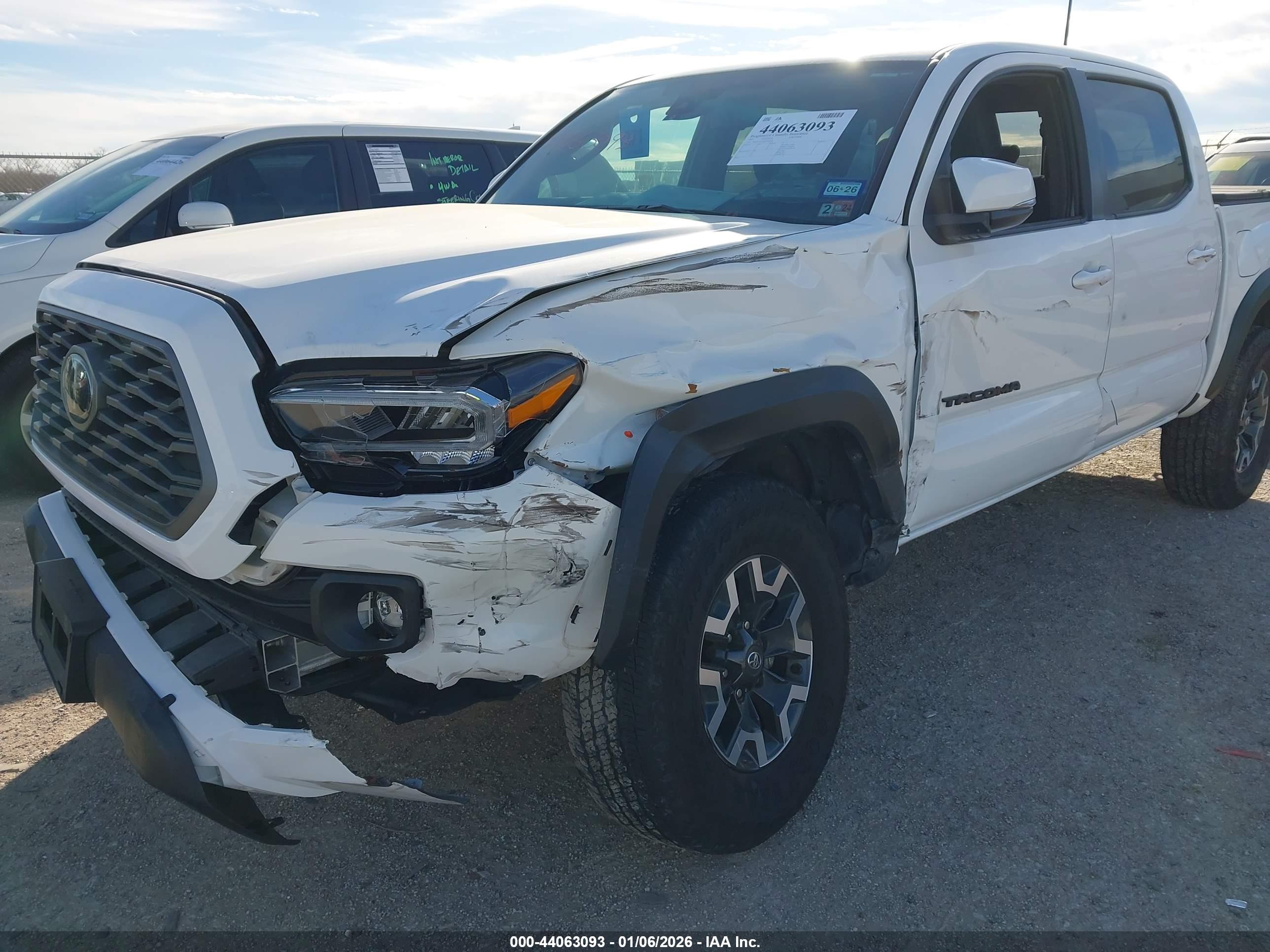 TOYOTA TACOMA image 6