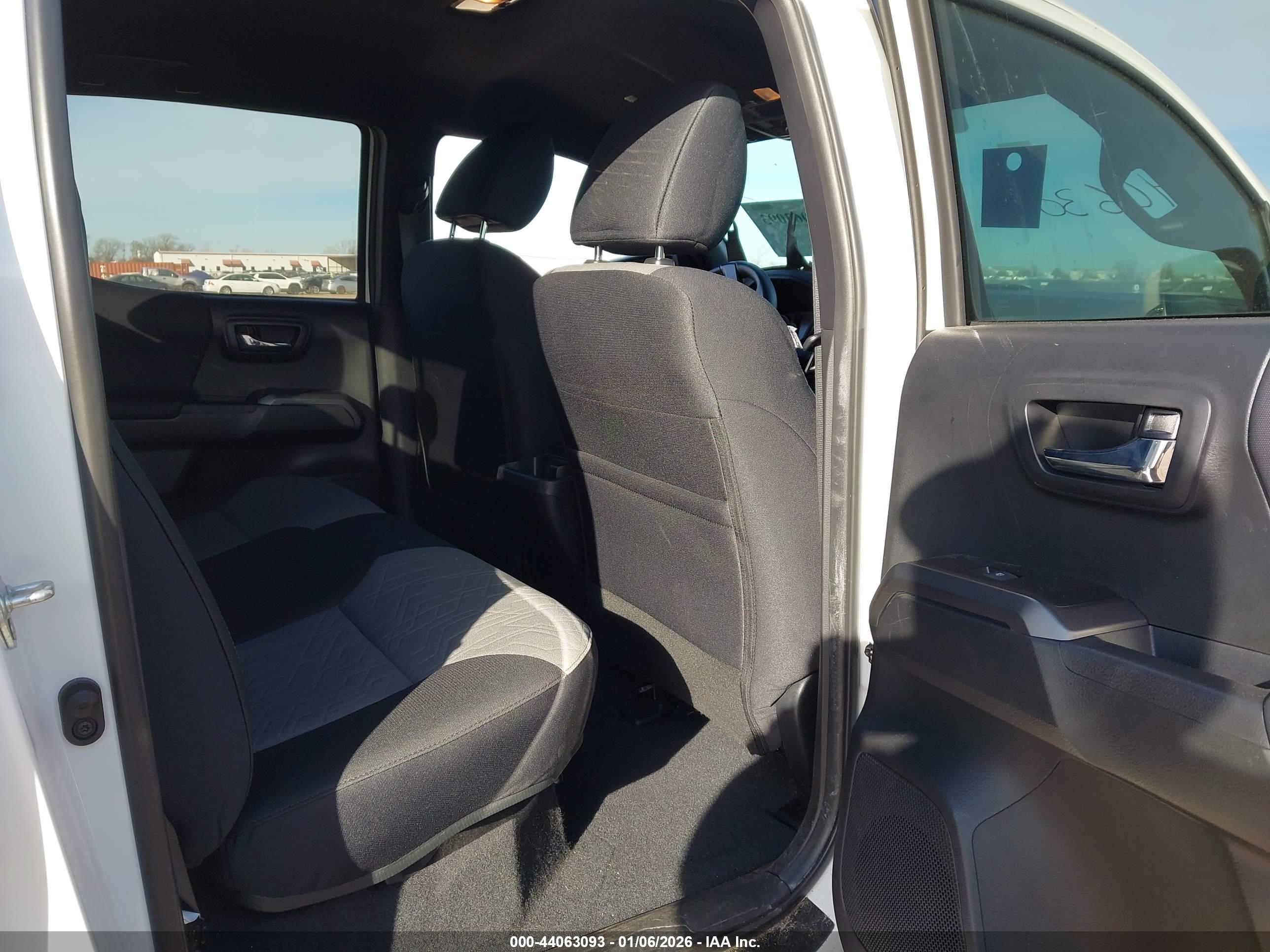 TOYOTA TACOMA image 8