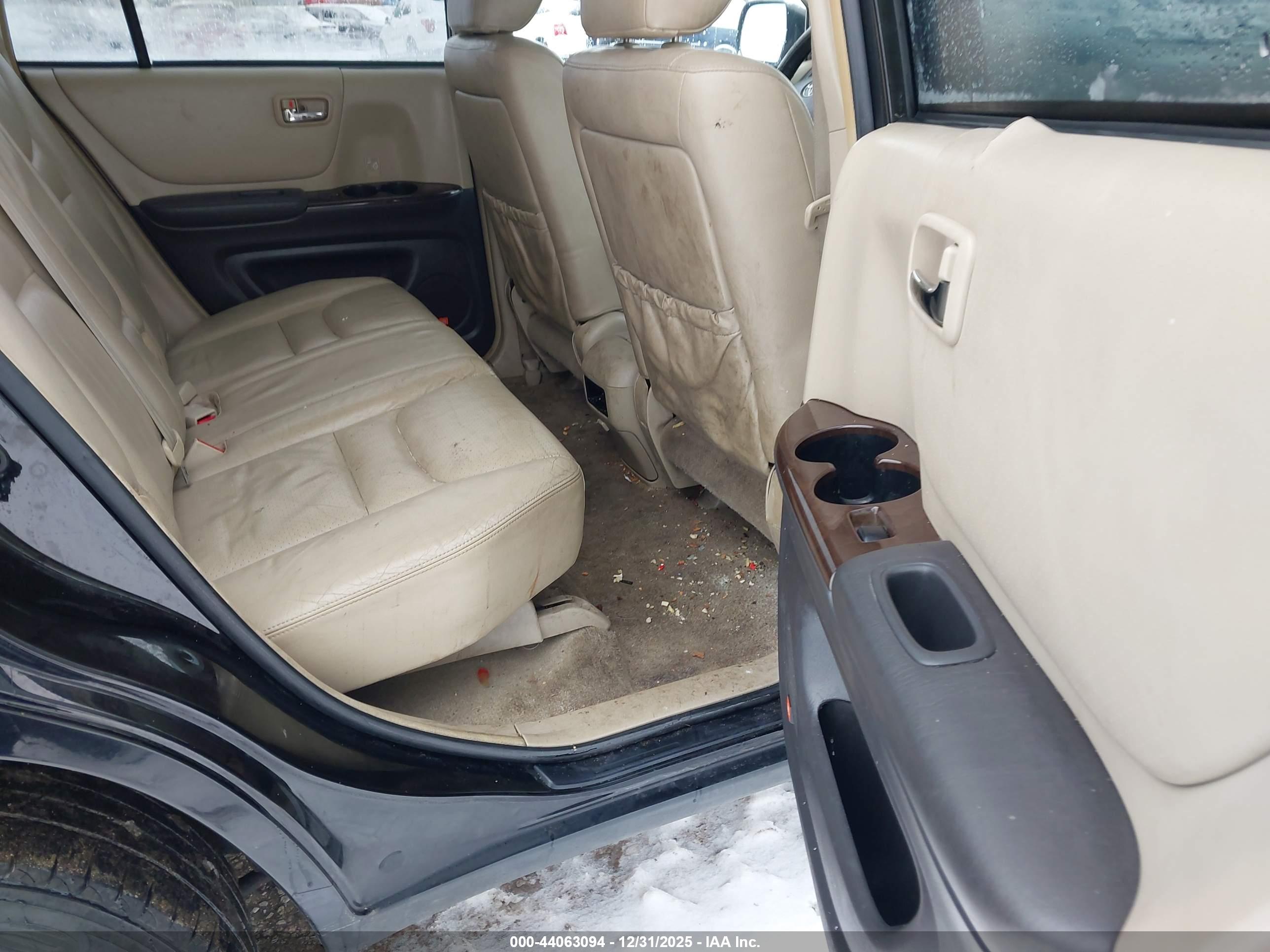 TOYOTA HIGHLANDER image 8
