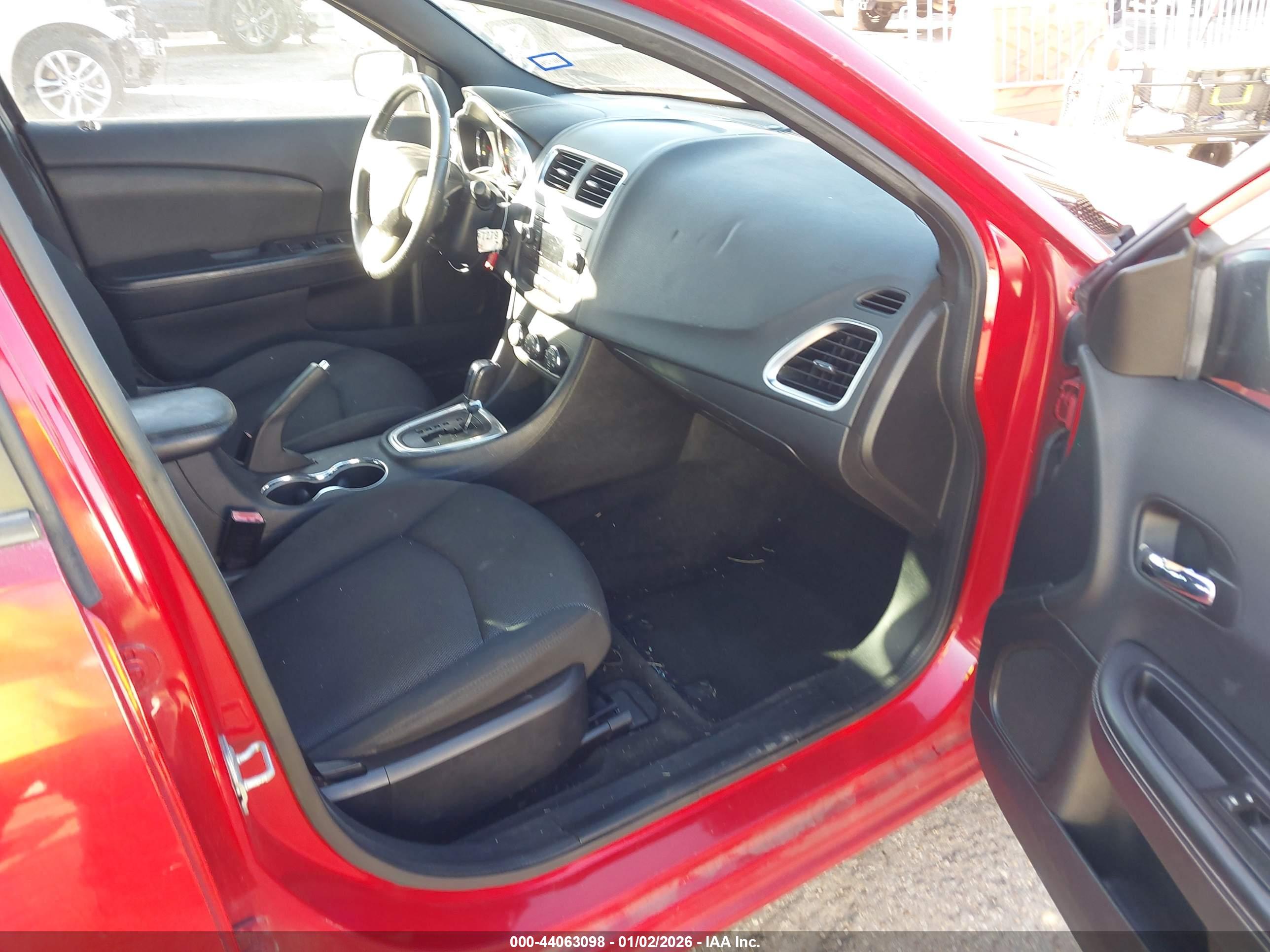 DODGE AVENGER image 5