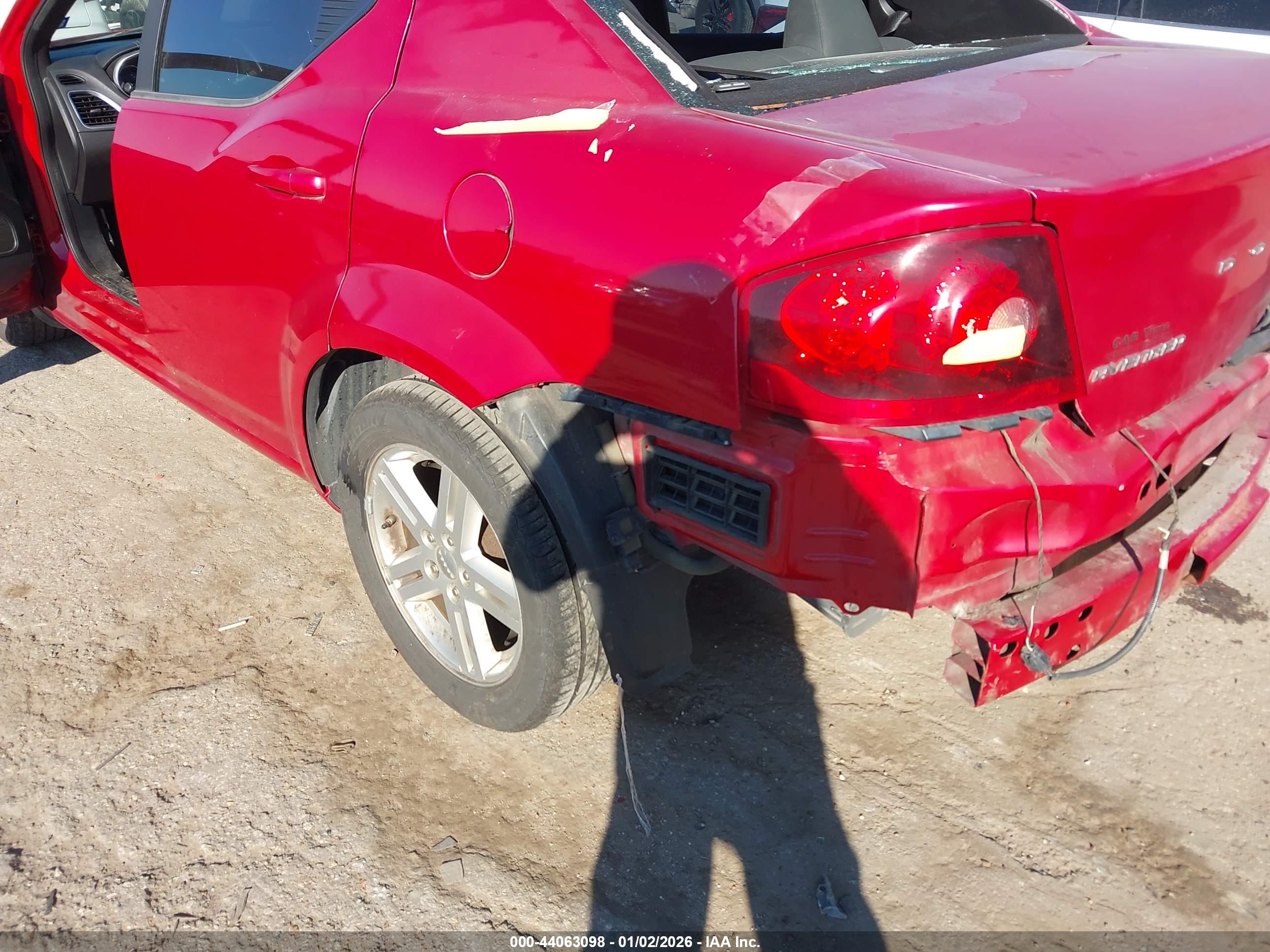 DODGE AVENGER image 6