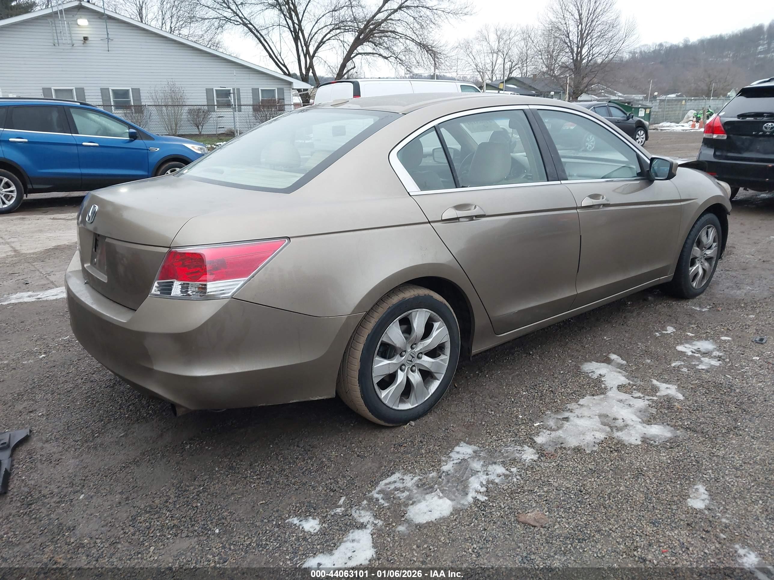 HONDA ACCORD image 4