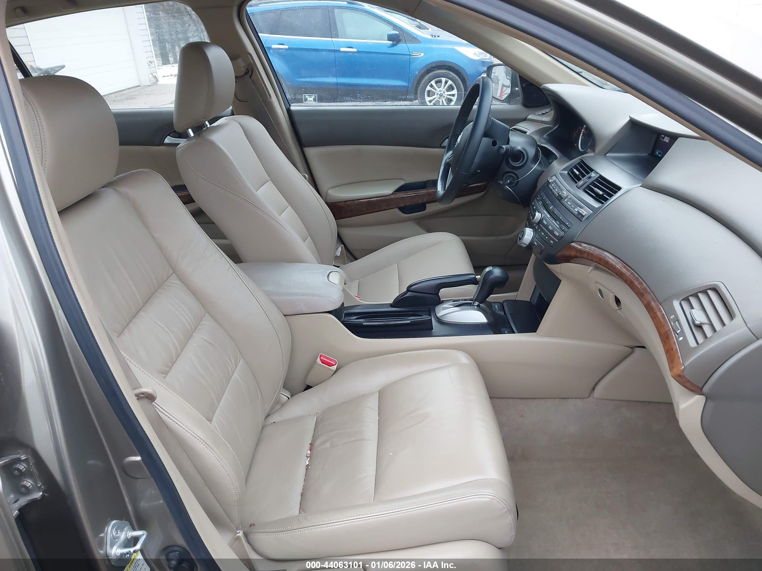 HONDA ACCORD image 5
