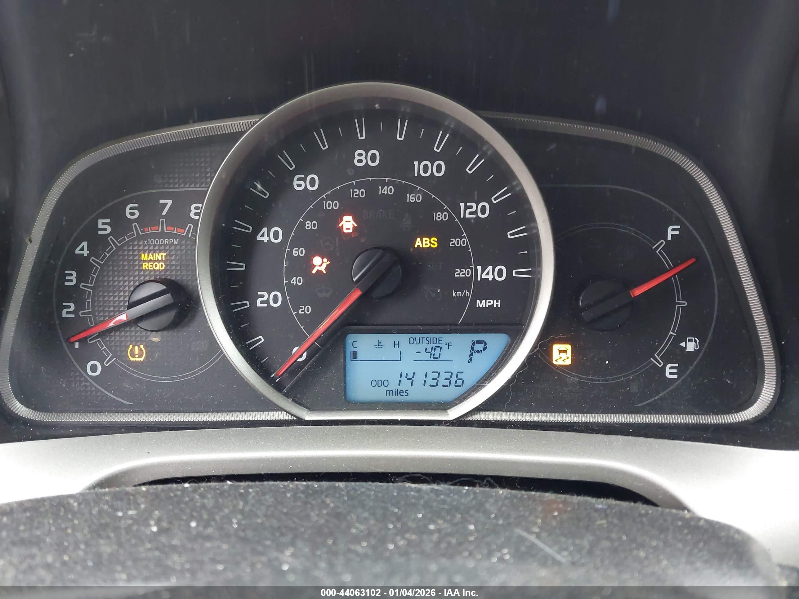 TOYOTA RAV4 image 7