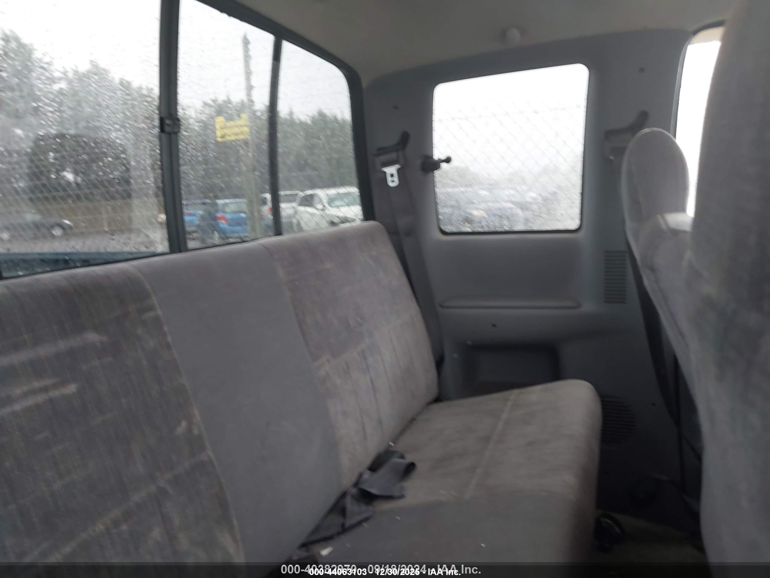 DODGE RAM image 8