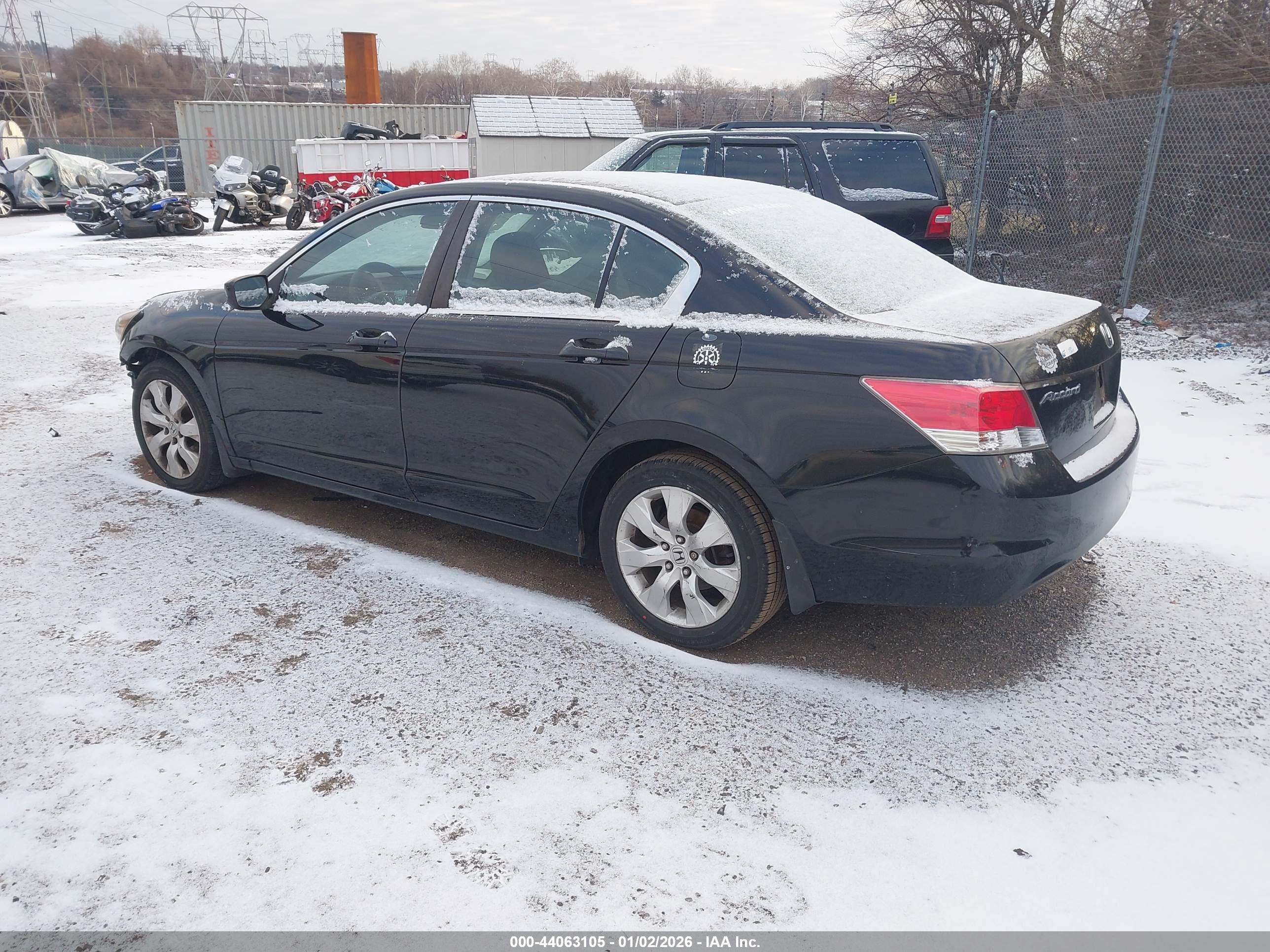 HONDA ACCORD image 3