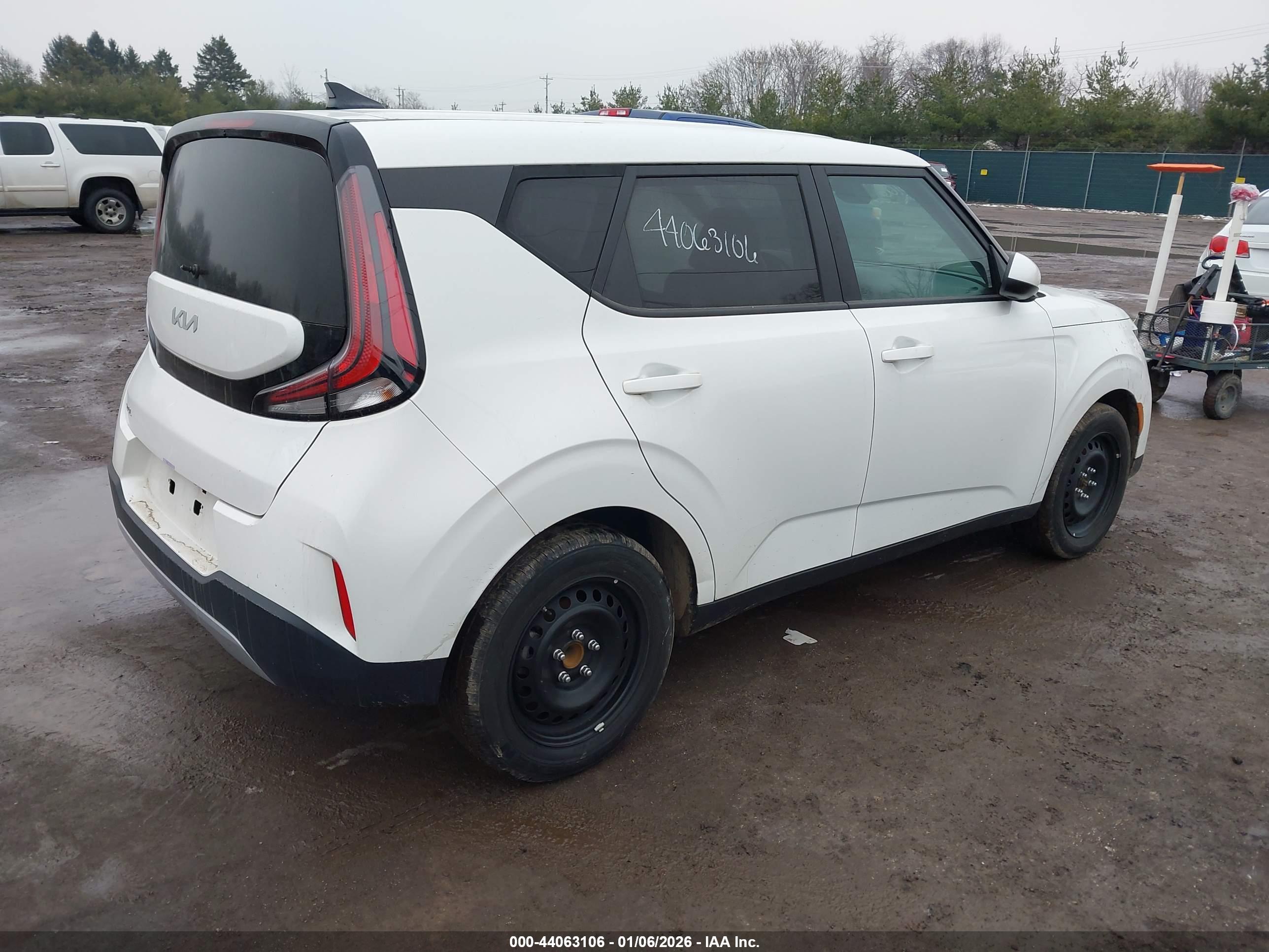 KIA SOUL image 4