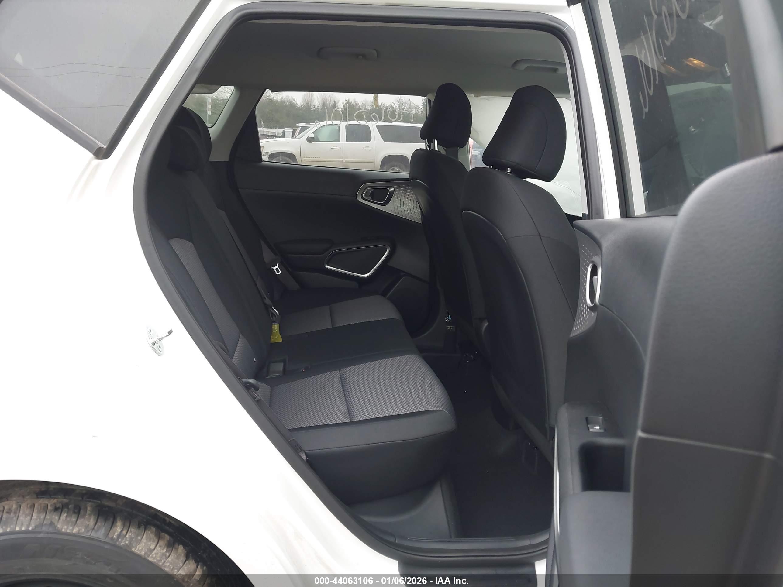 KIA SOUL image 8