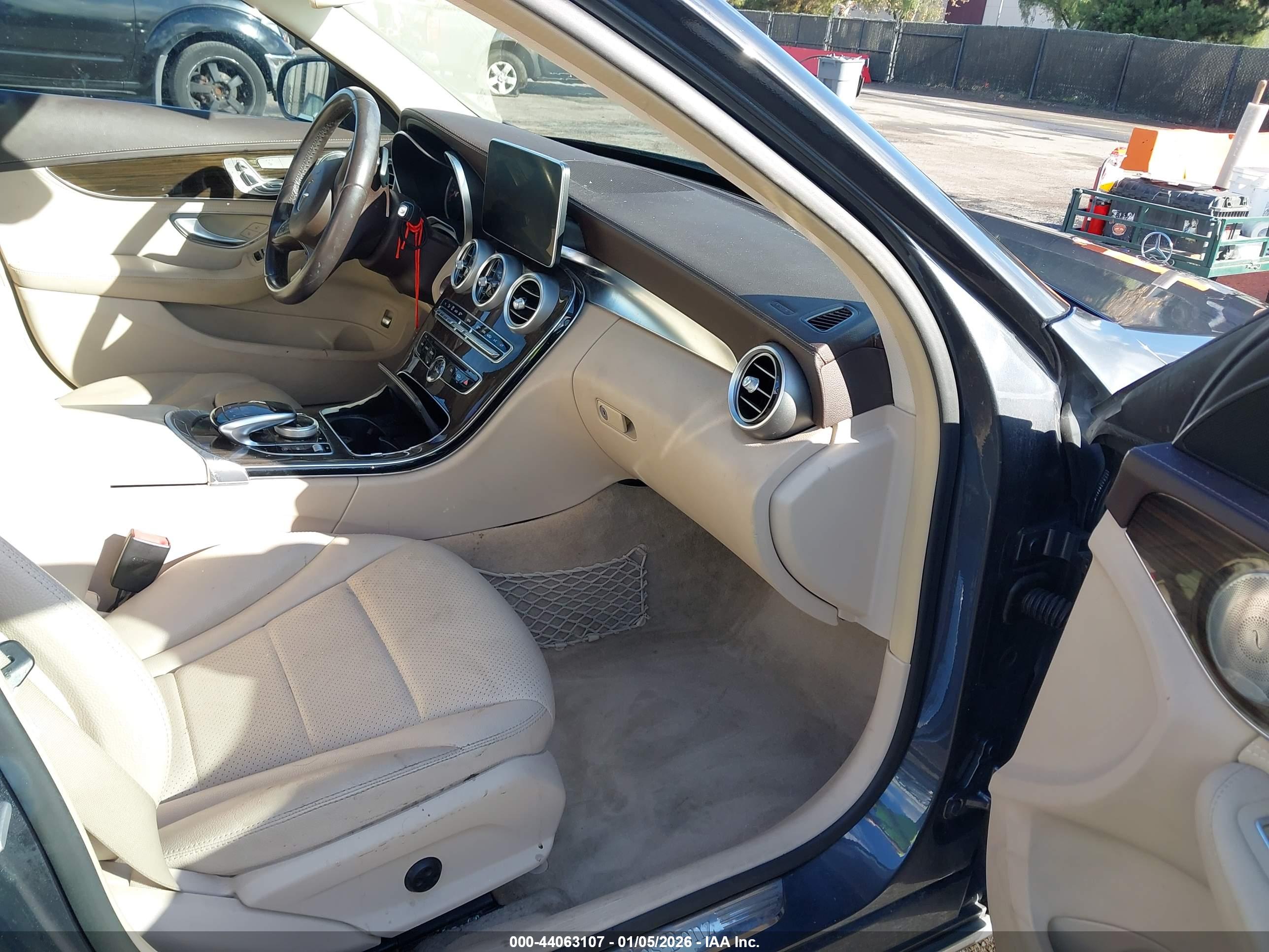MERCEDES-BENZ C image 5