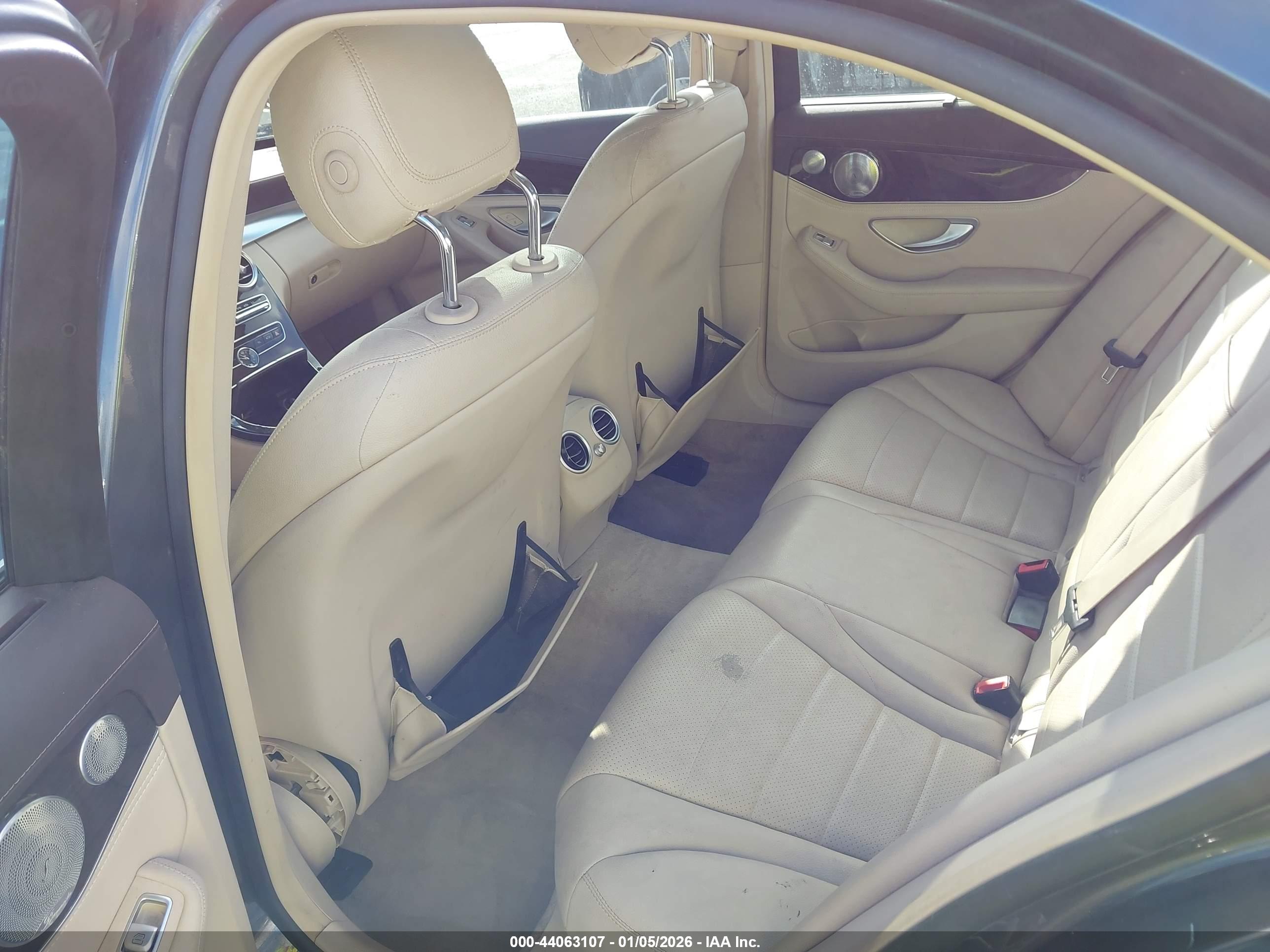 MERCEDES-BENZ C image 8