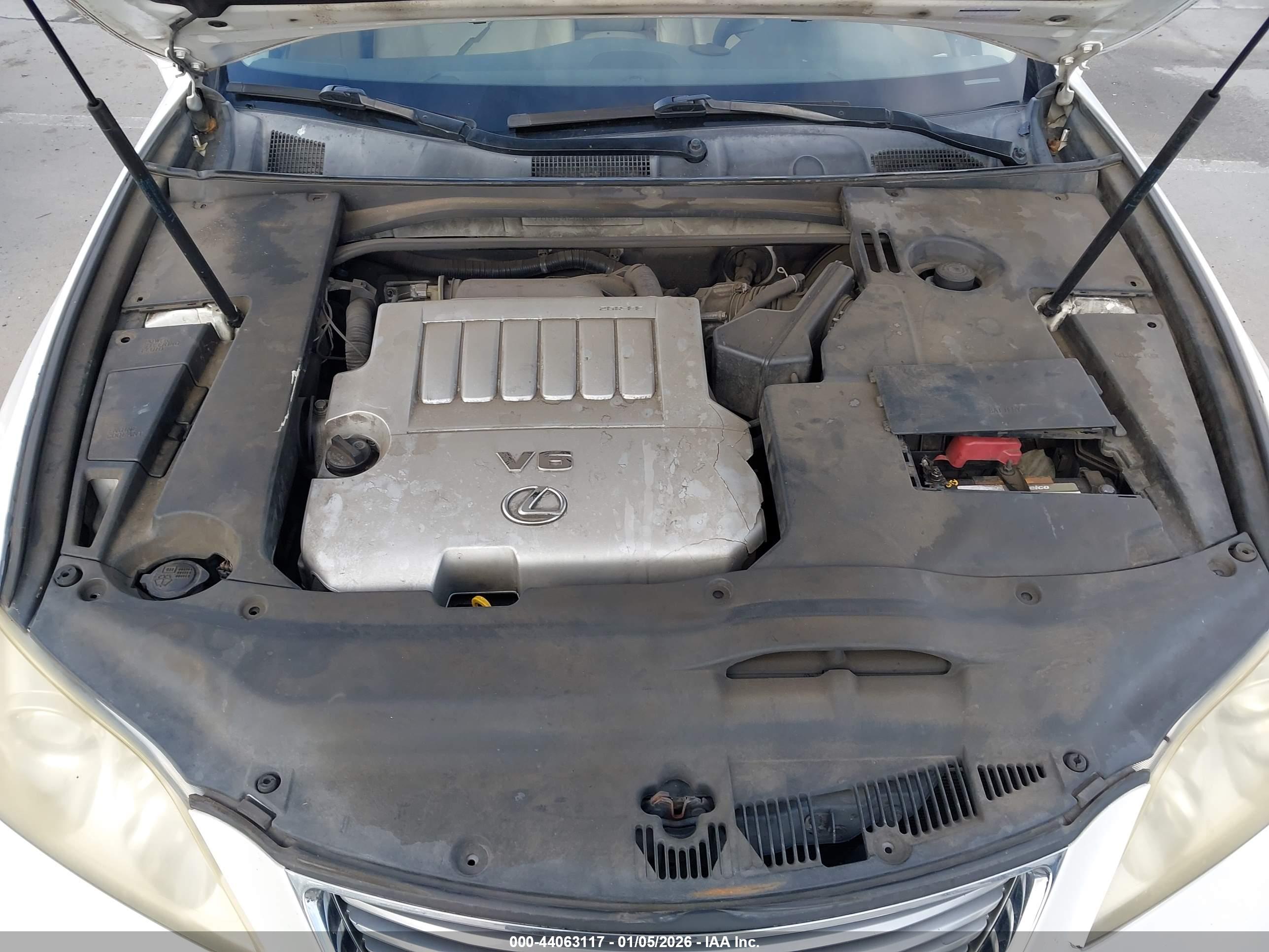 LEXUS ES image 10