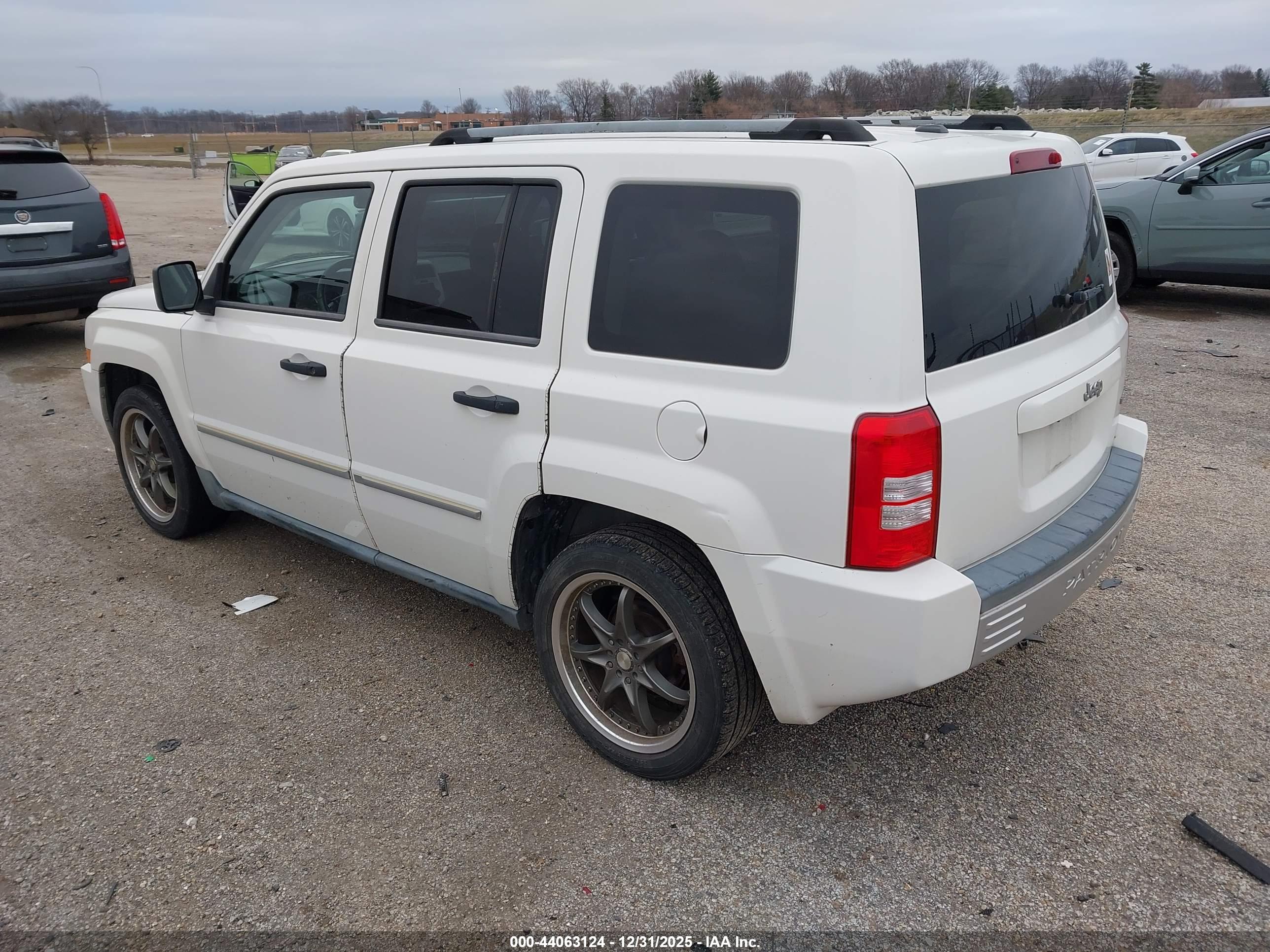 JEEP PATRIOT image 3