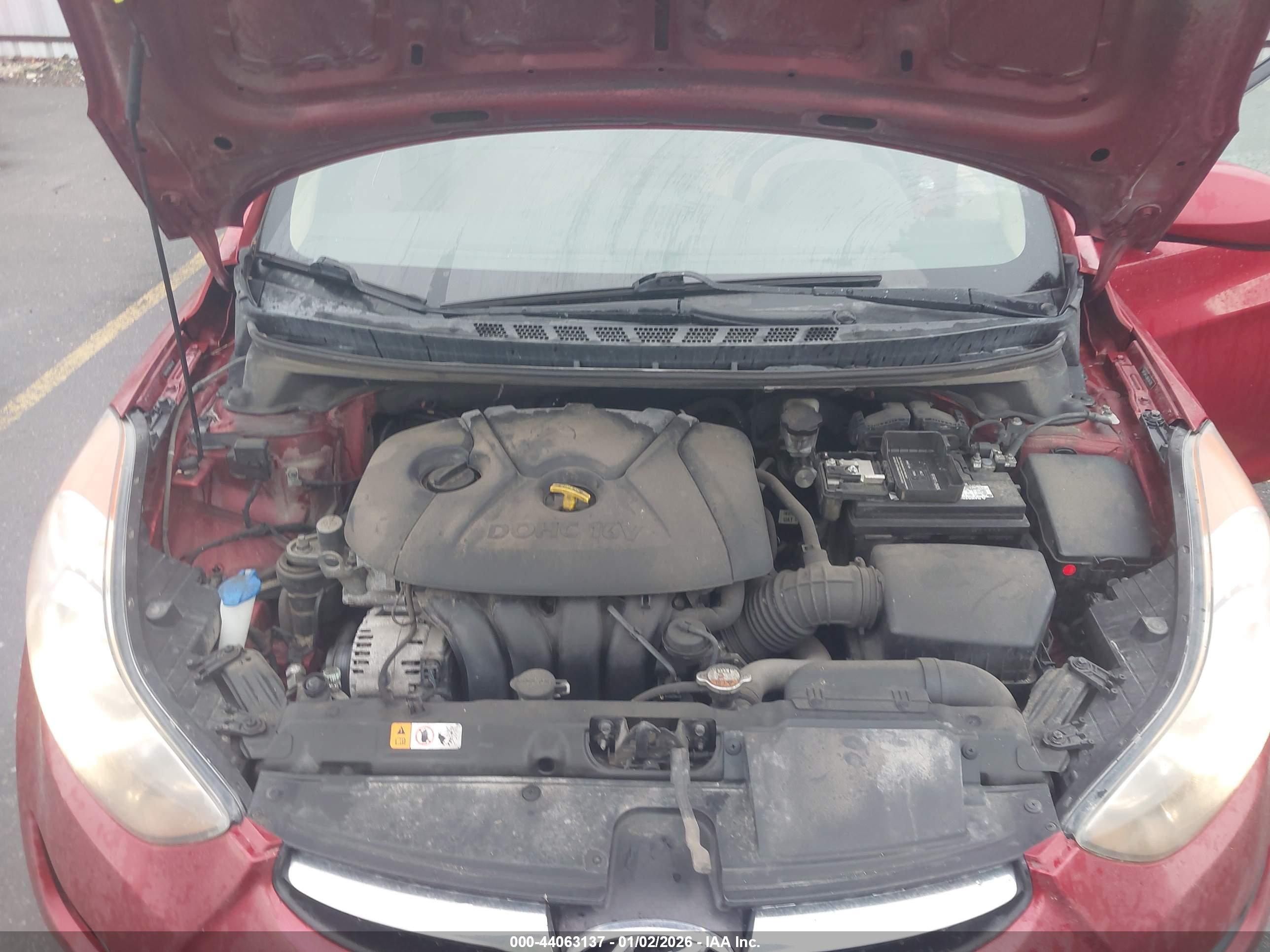 HYUNDAI ELANTRA image 10