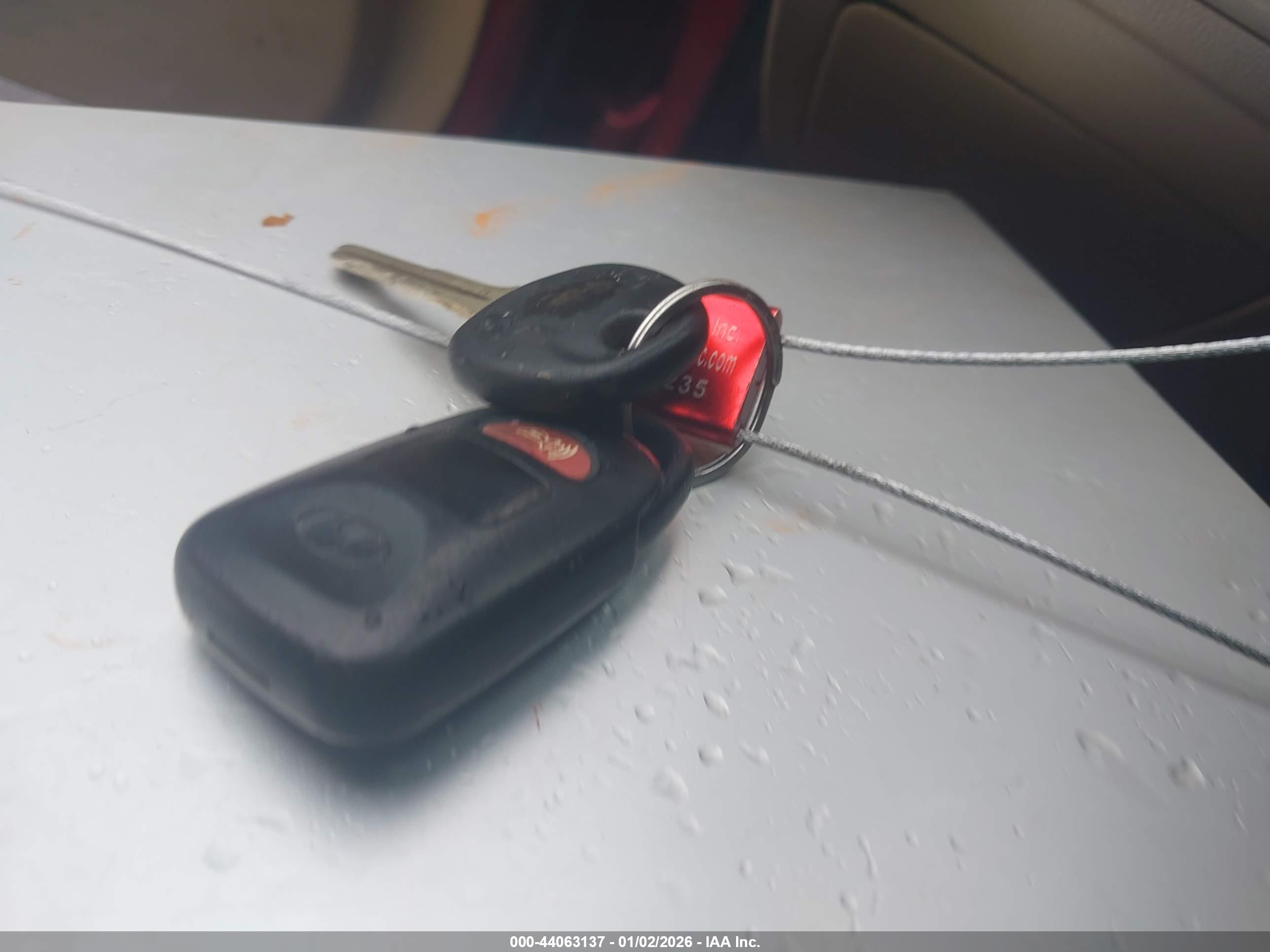 HYUNDAI ELANTRA image 11