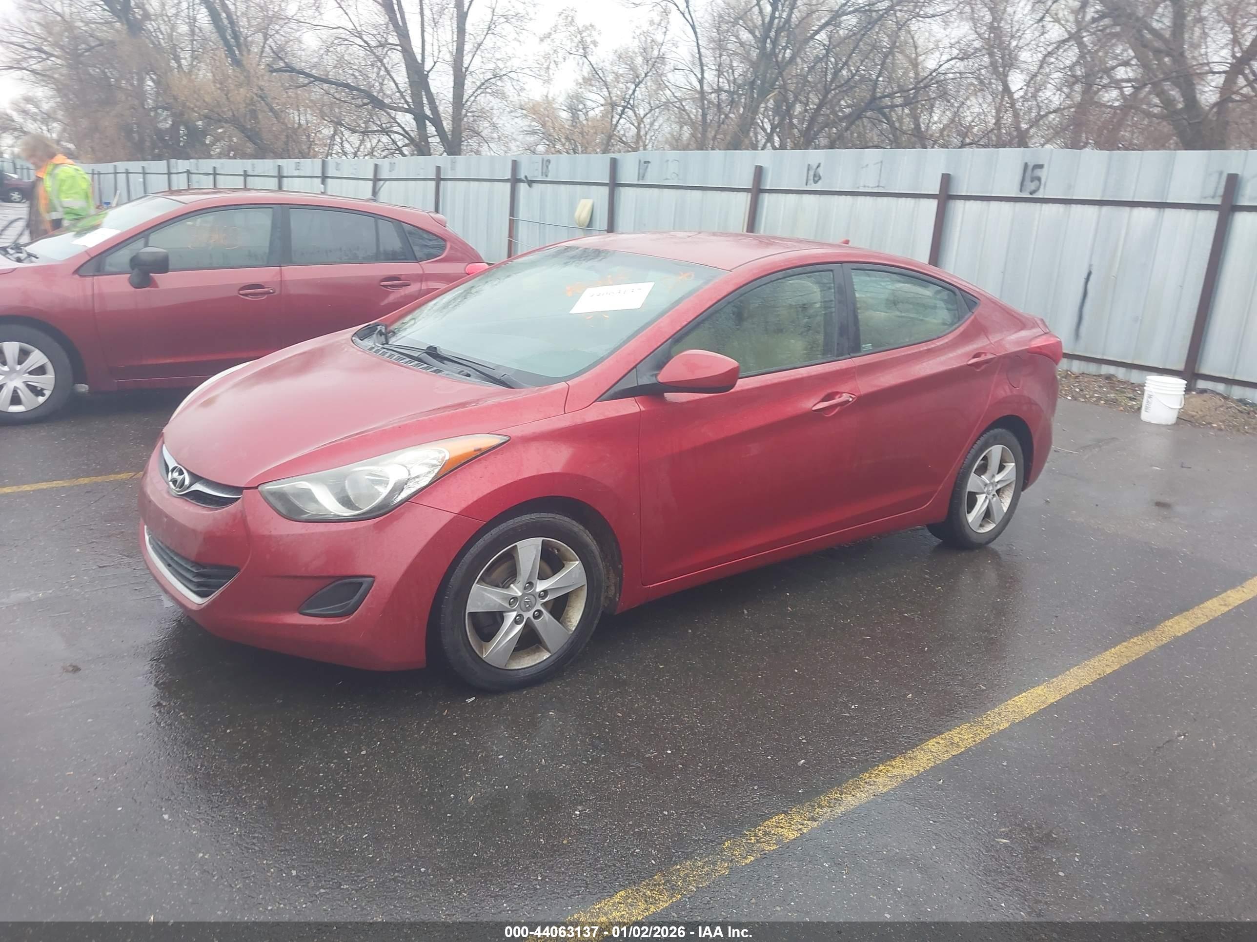 HYUNDAI ELANTRA image 2