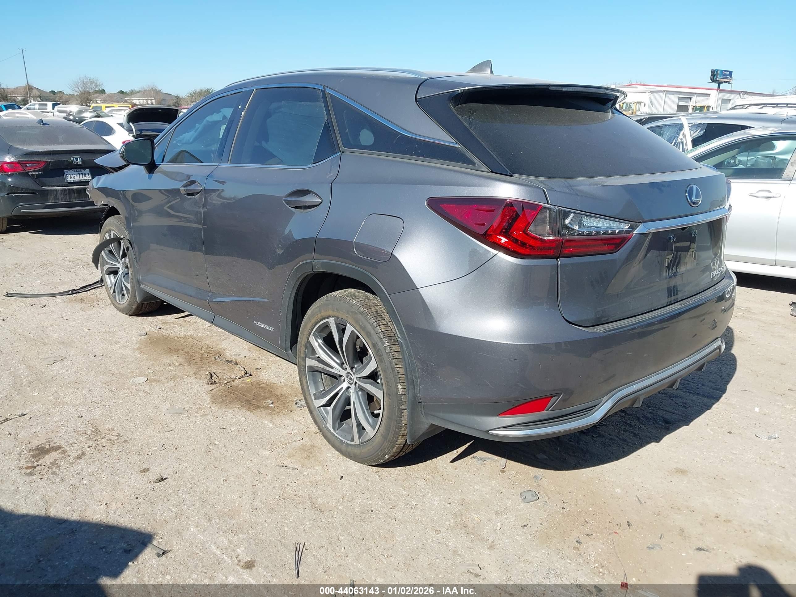 LEXUS RX image 3