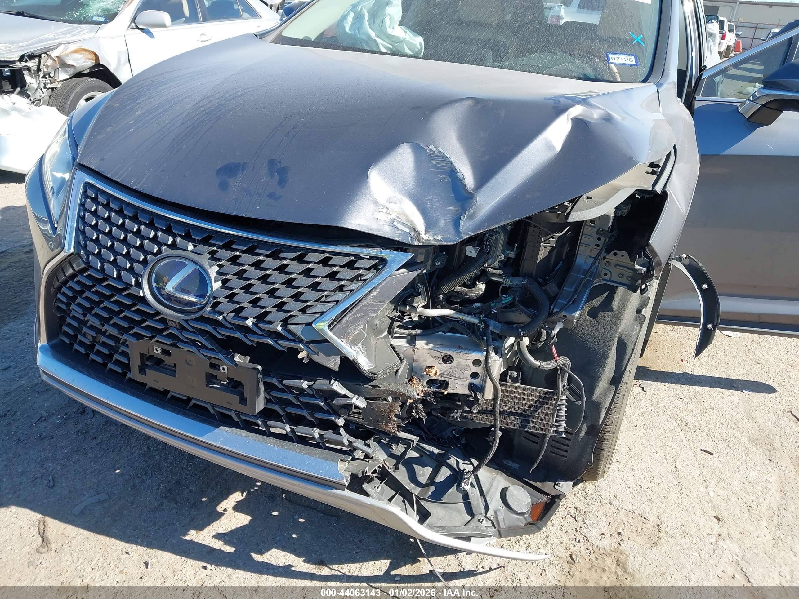 LEXUS RX image 6