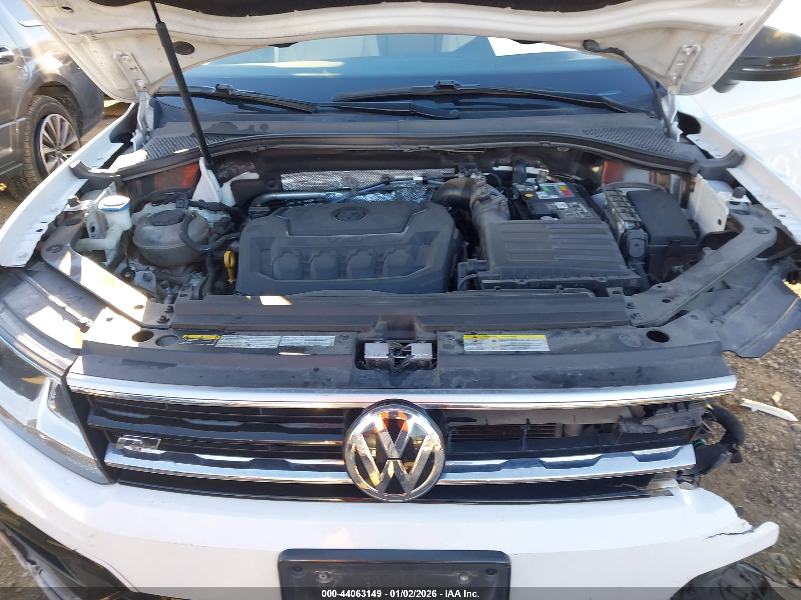 VOLKSWAGEN TIGUAN image 10