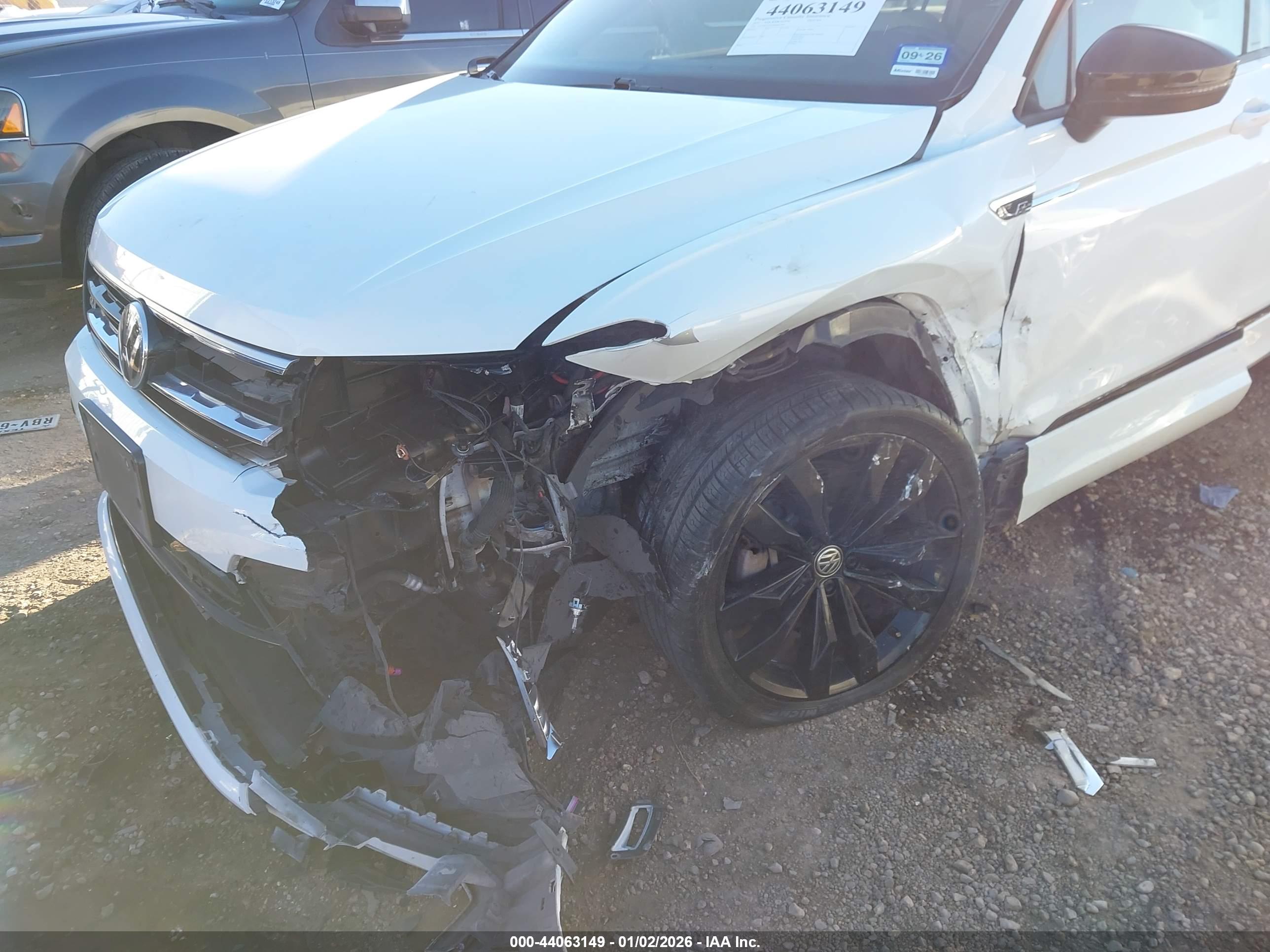 VOLKSWAGEN TIGUAN image 6