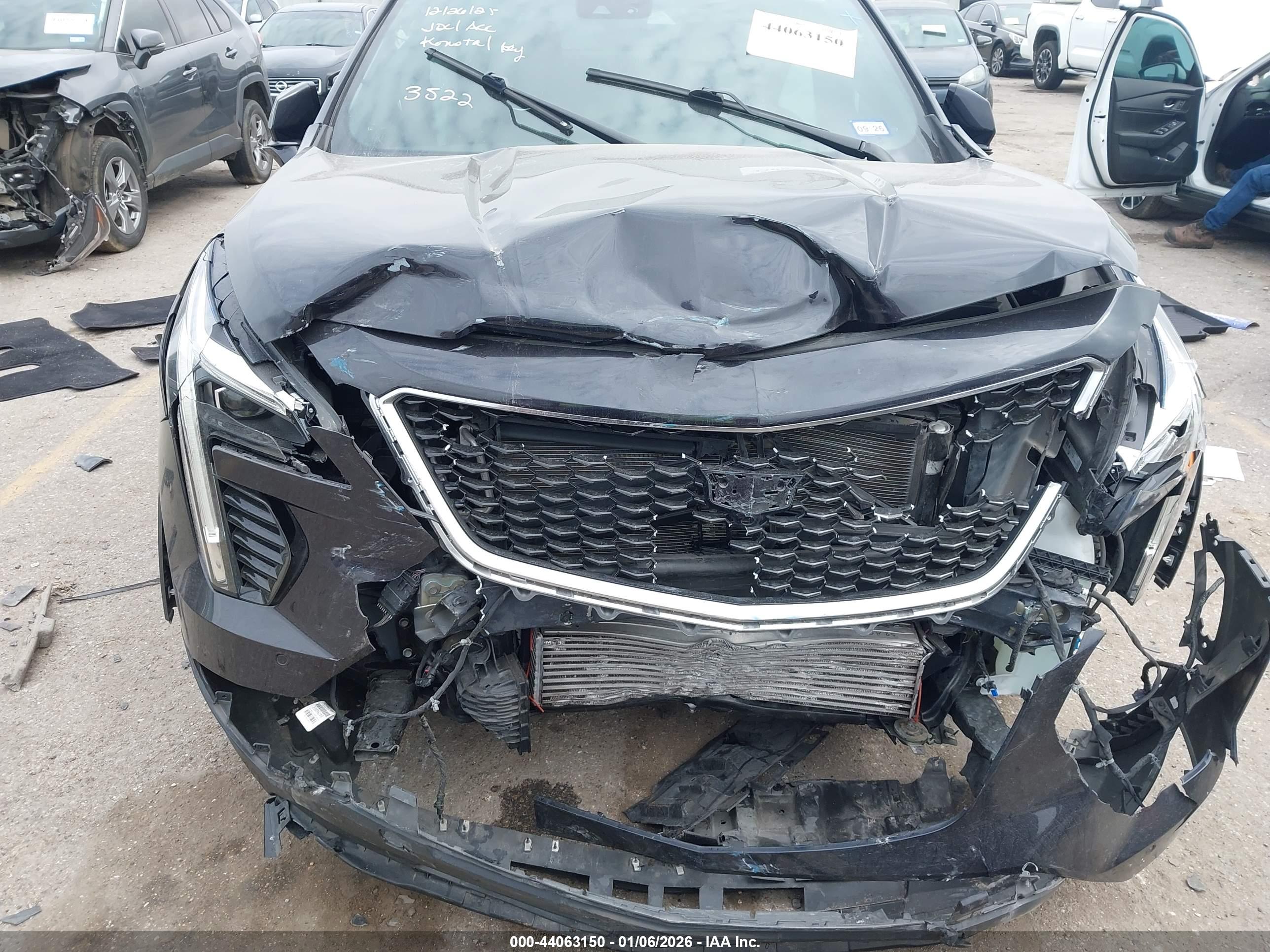 CADILLAC XT4 image 6