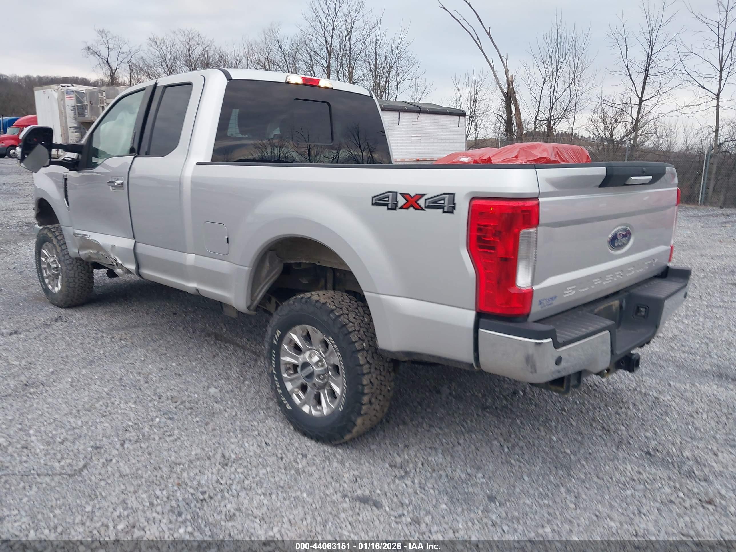 FORD F-250 image 3