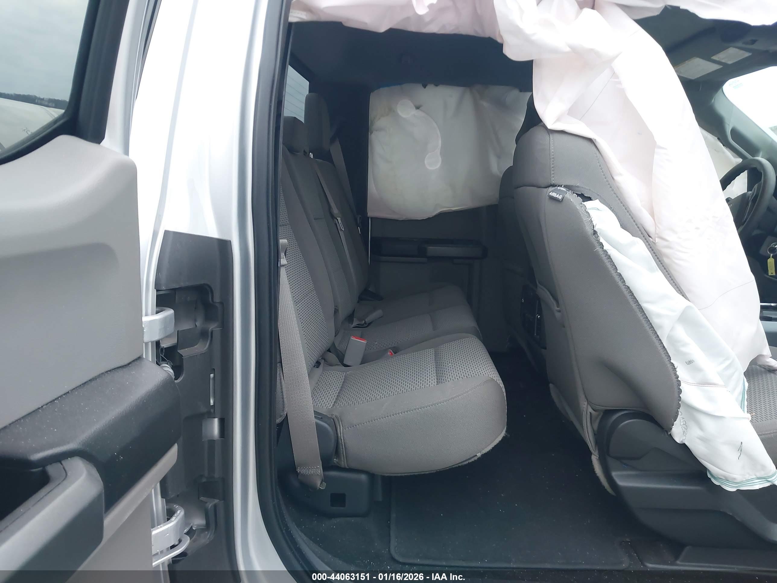 FORD F-250 image 8
