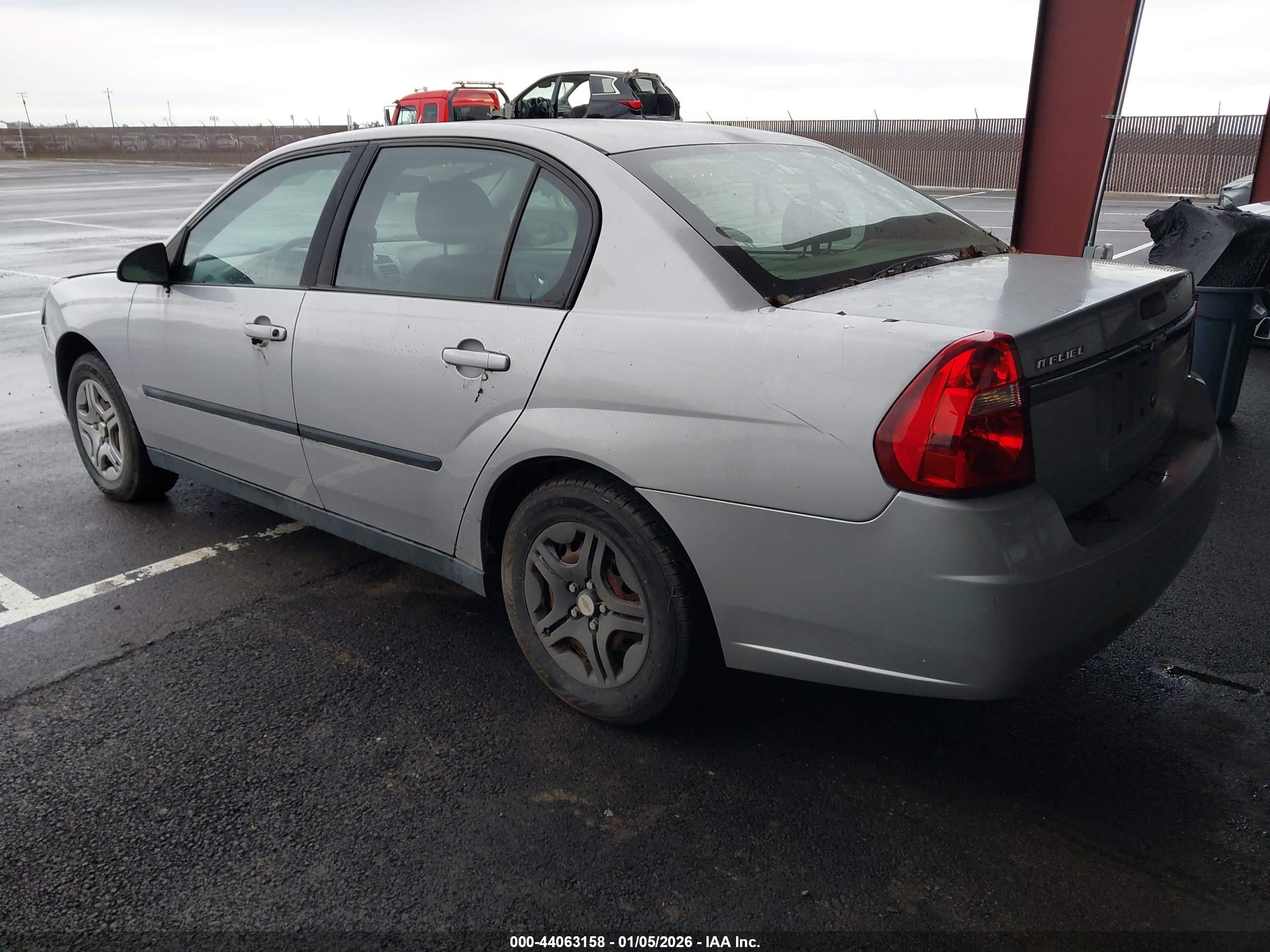 CHEVROLET MALIBU image 3