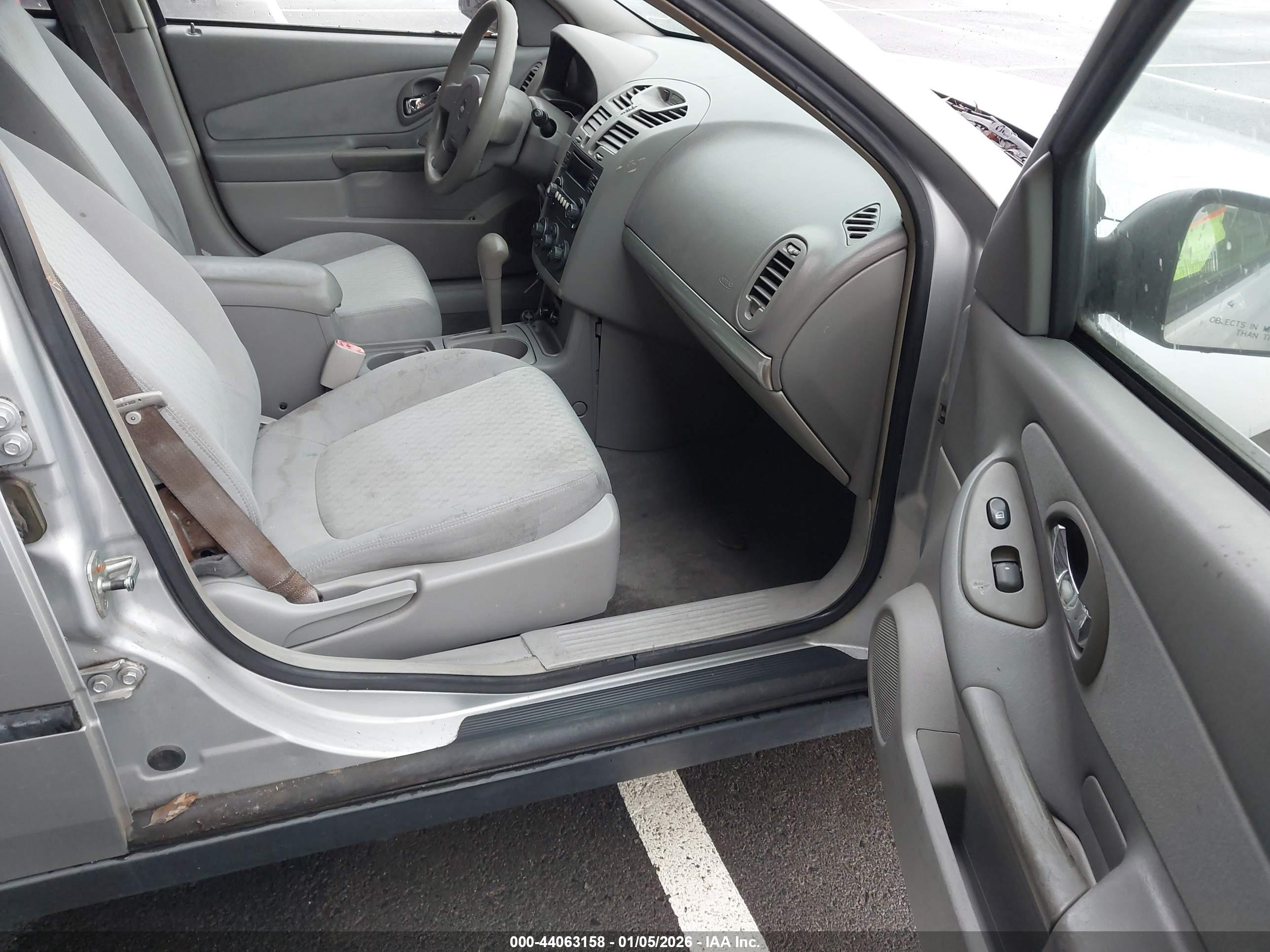 CHEVROLET MALIBU image 5