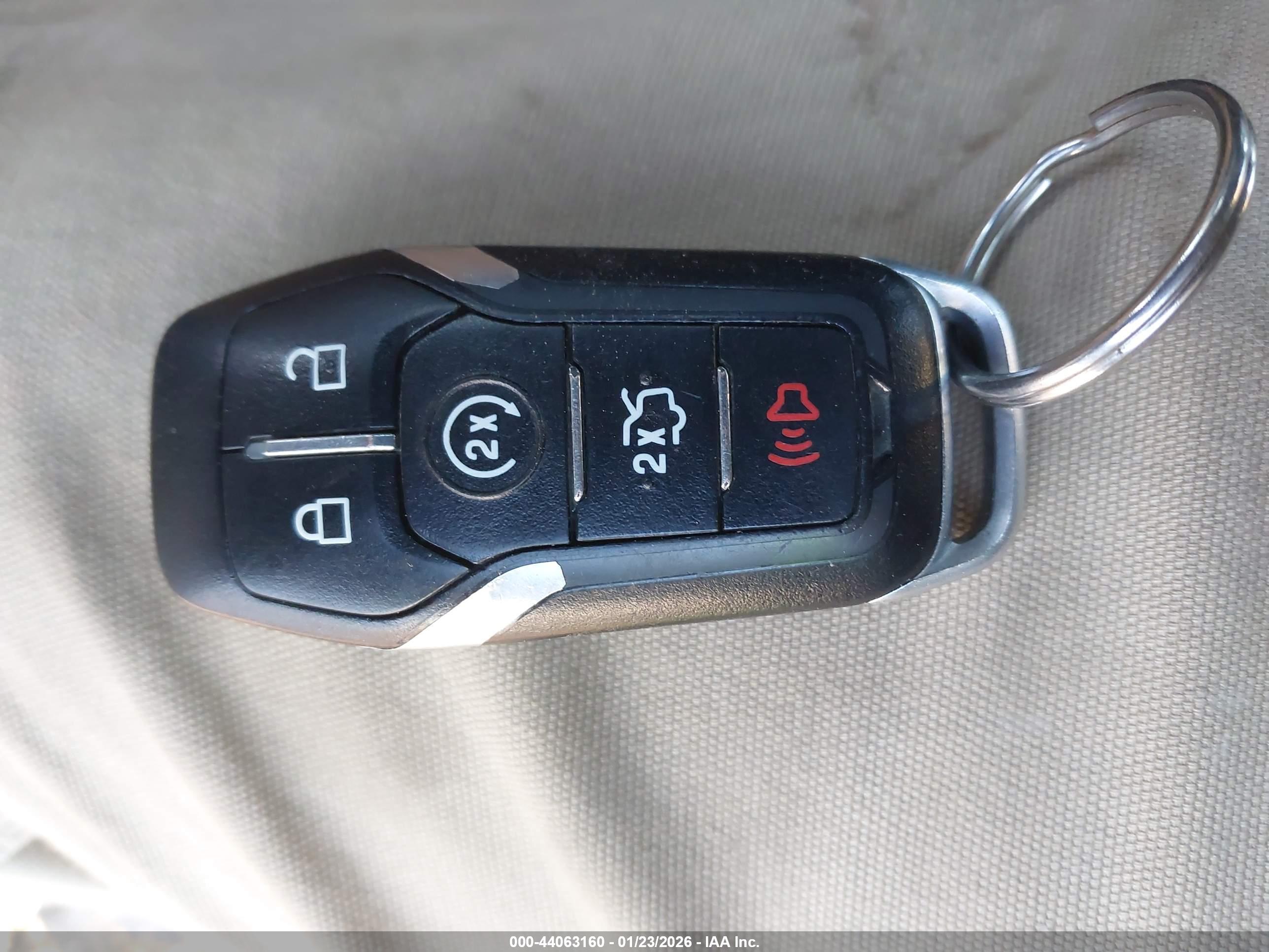 FORD EXPLORER image 11