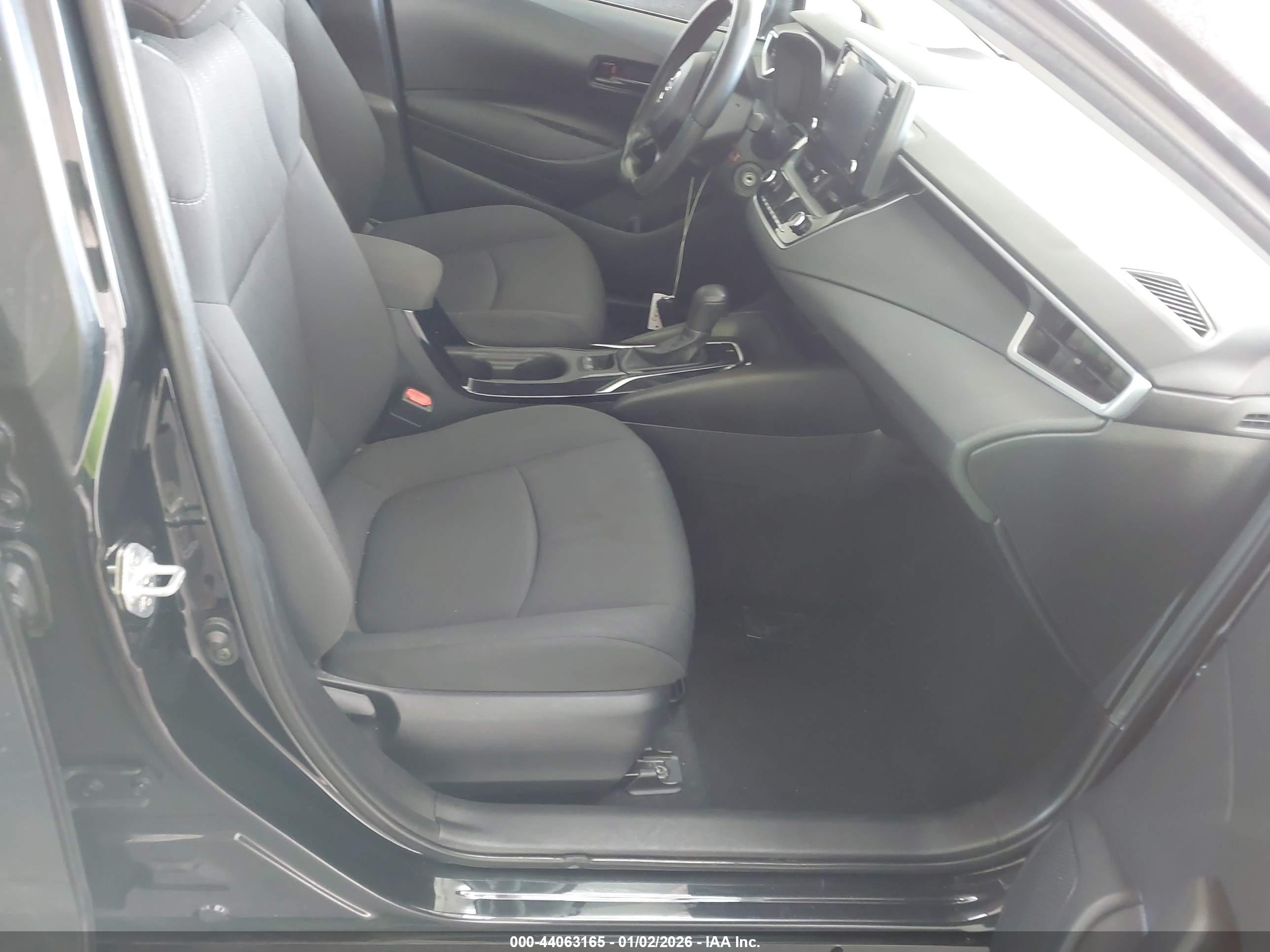 TOYOTA COROLLA image 5