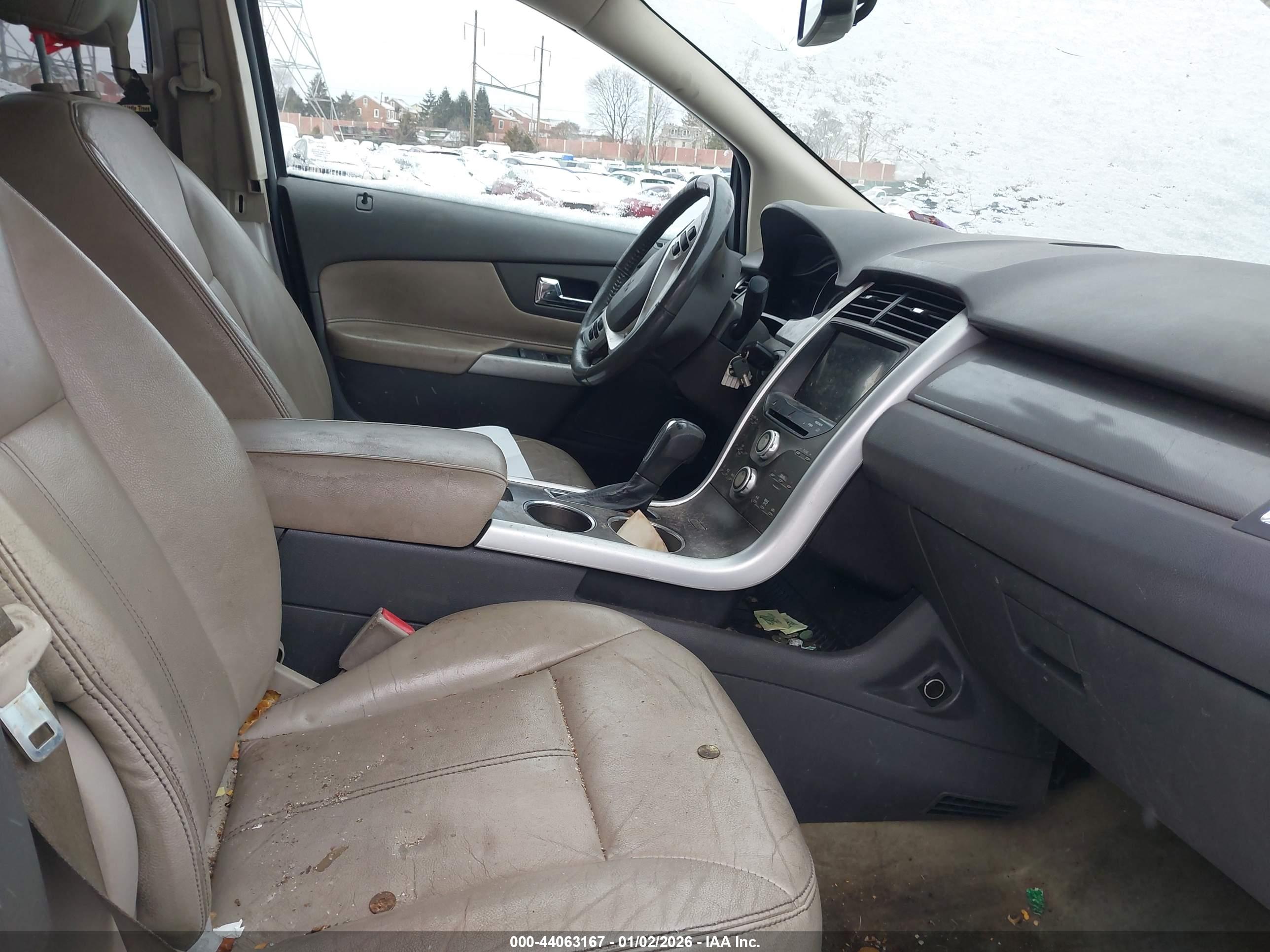 FORD EDGE image 5
