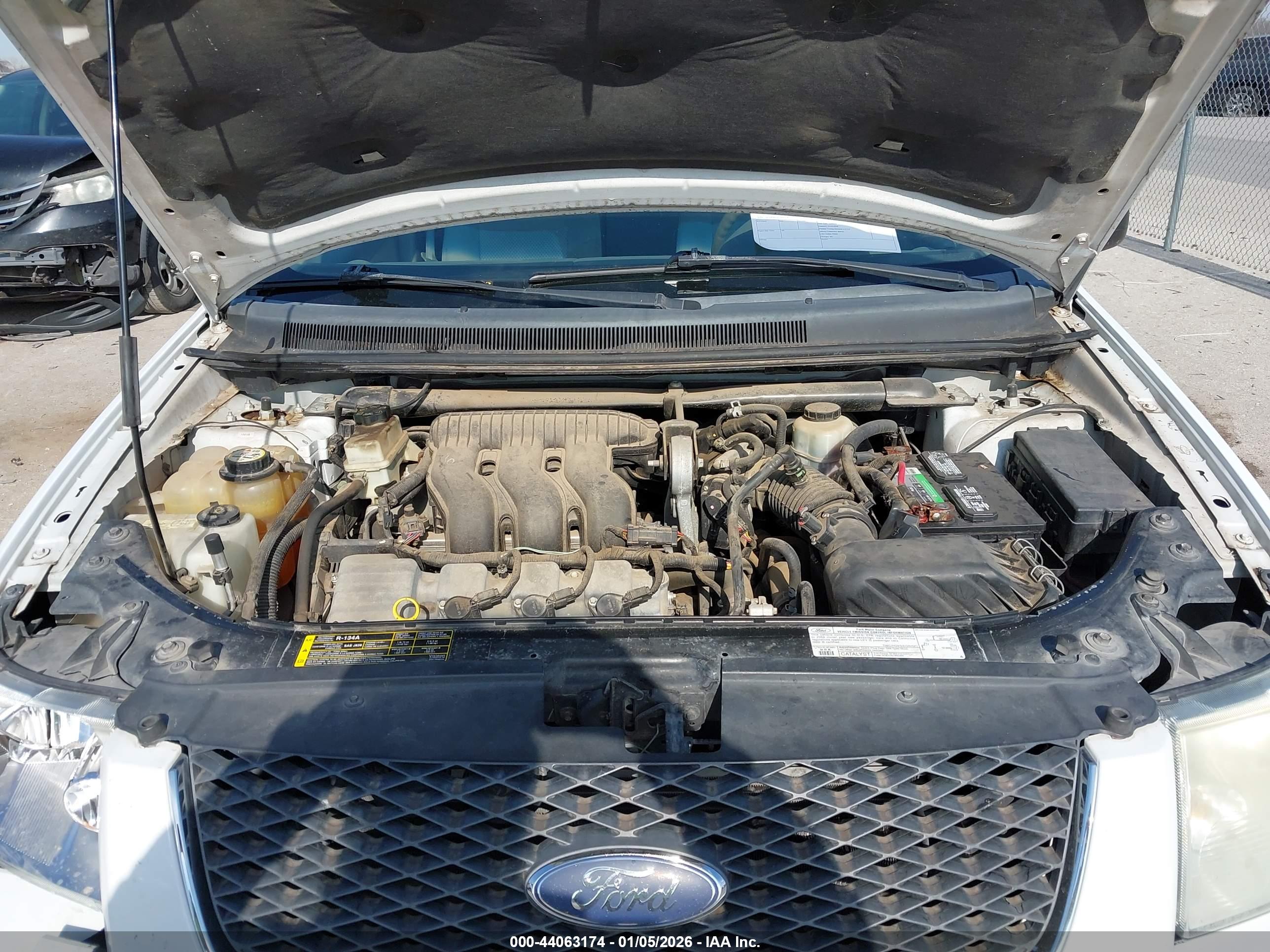 FORD FREESTYLE image 10