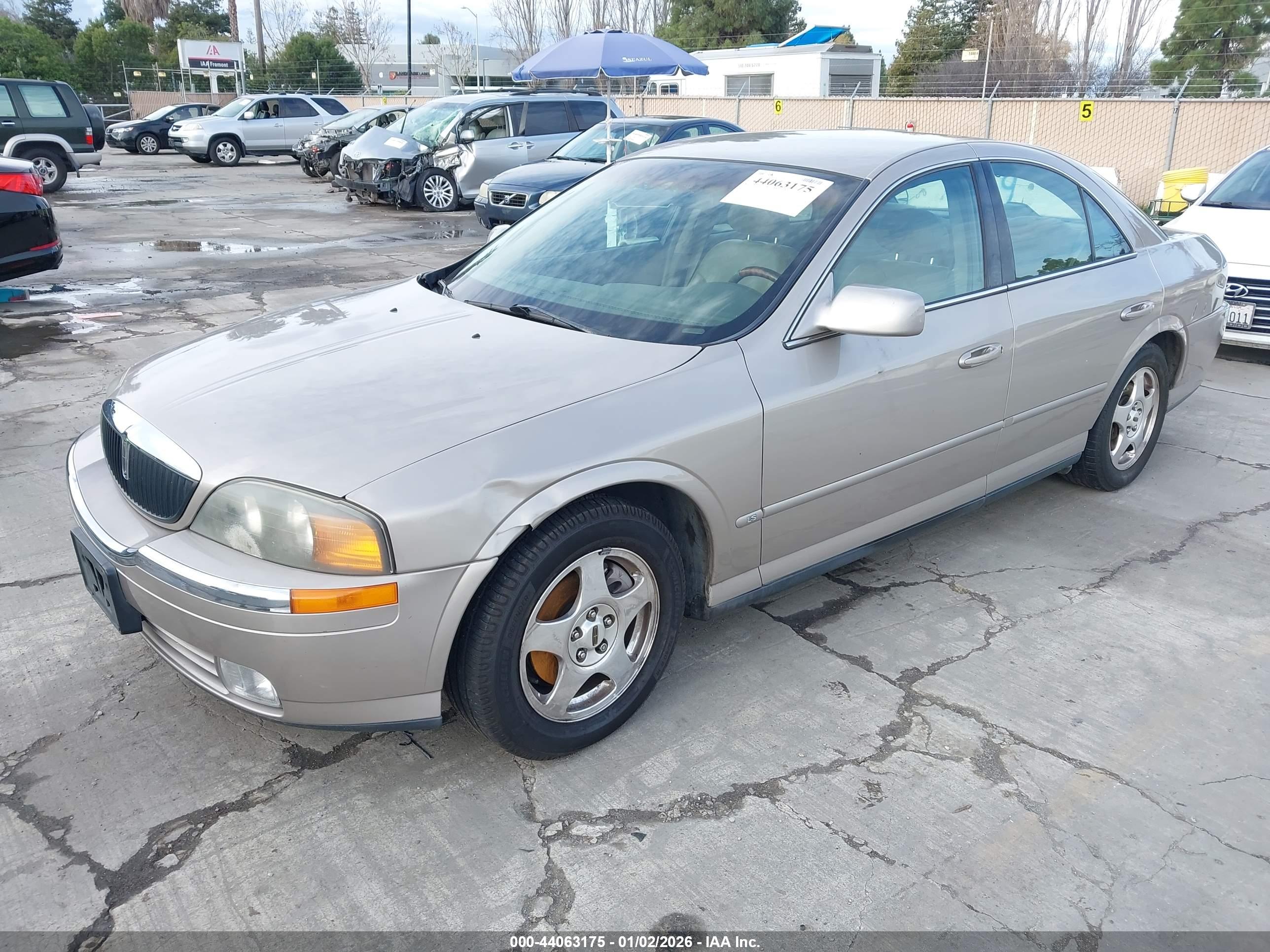 LINCOLN LS image 2