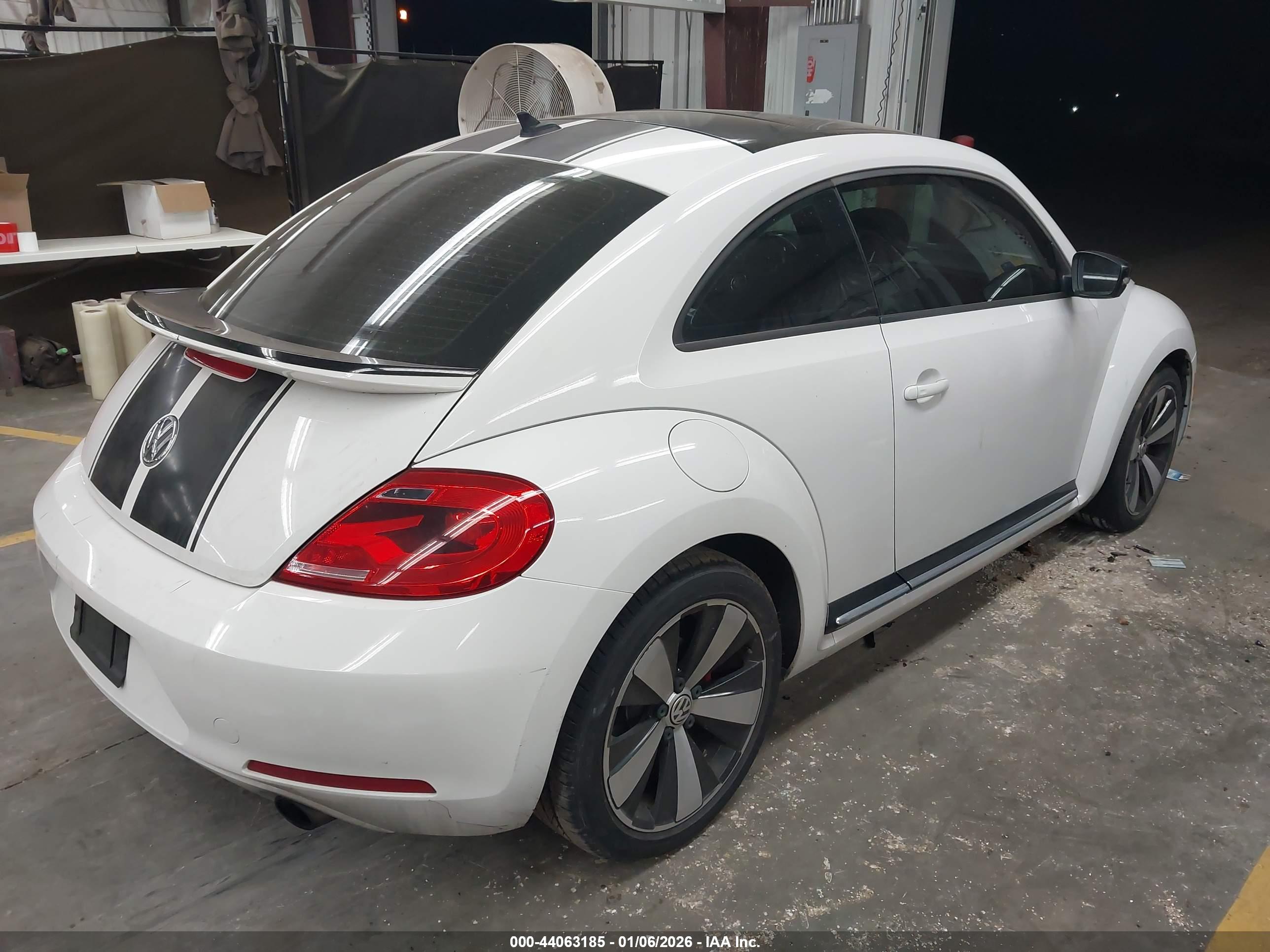 VOLKSWAGEN BEETLE image 4