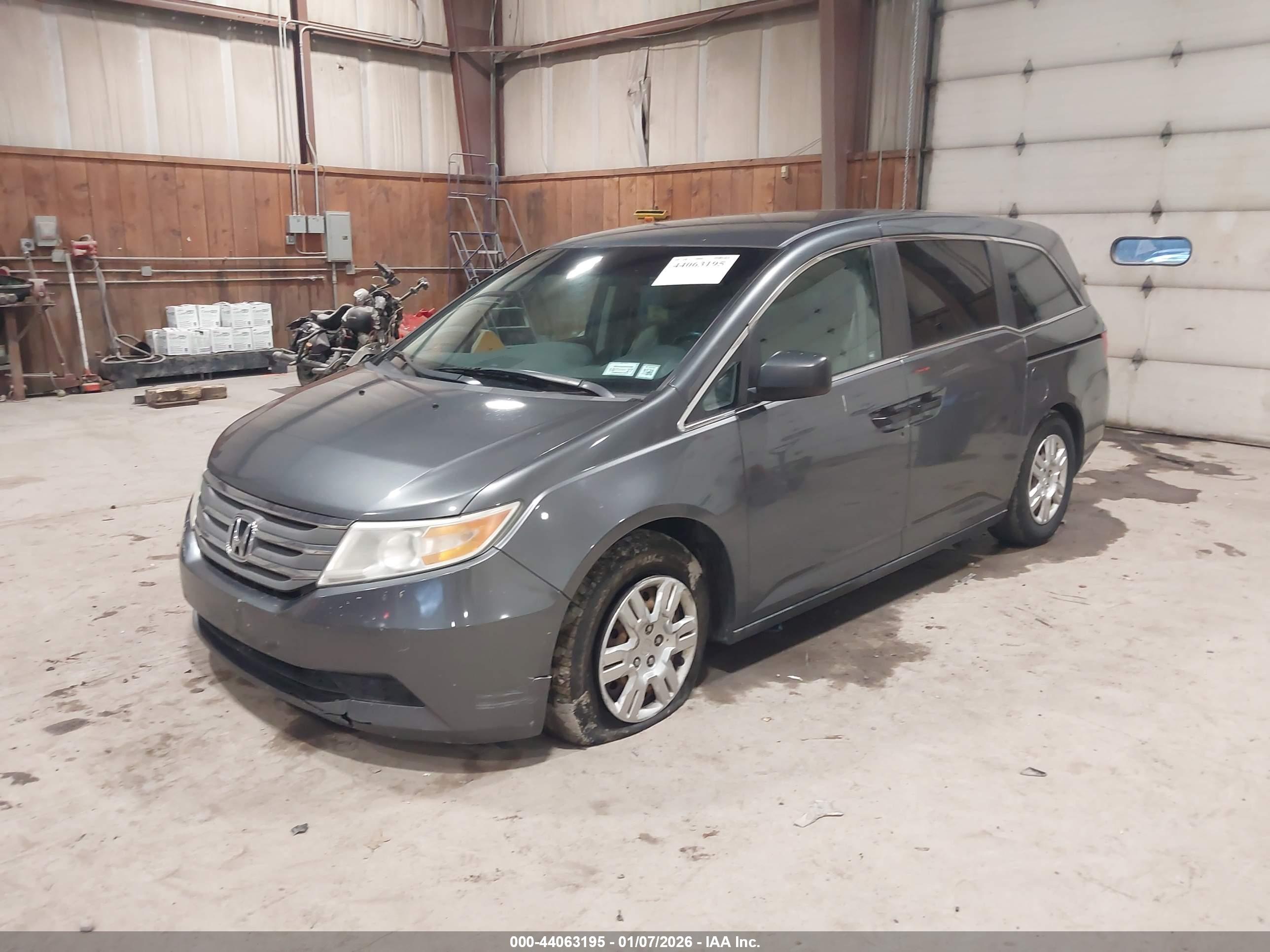 HONDA ODYSSEY image 2
