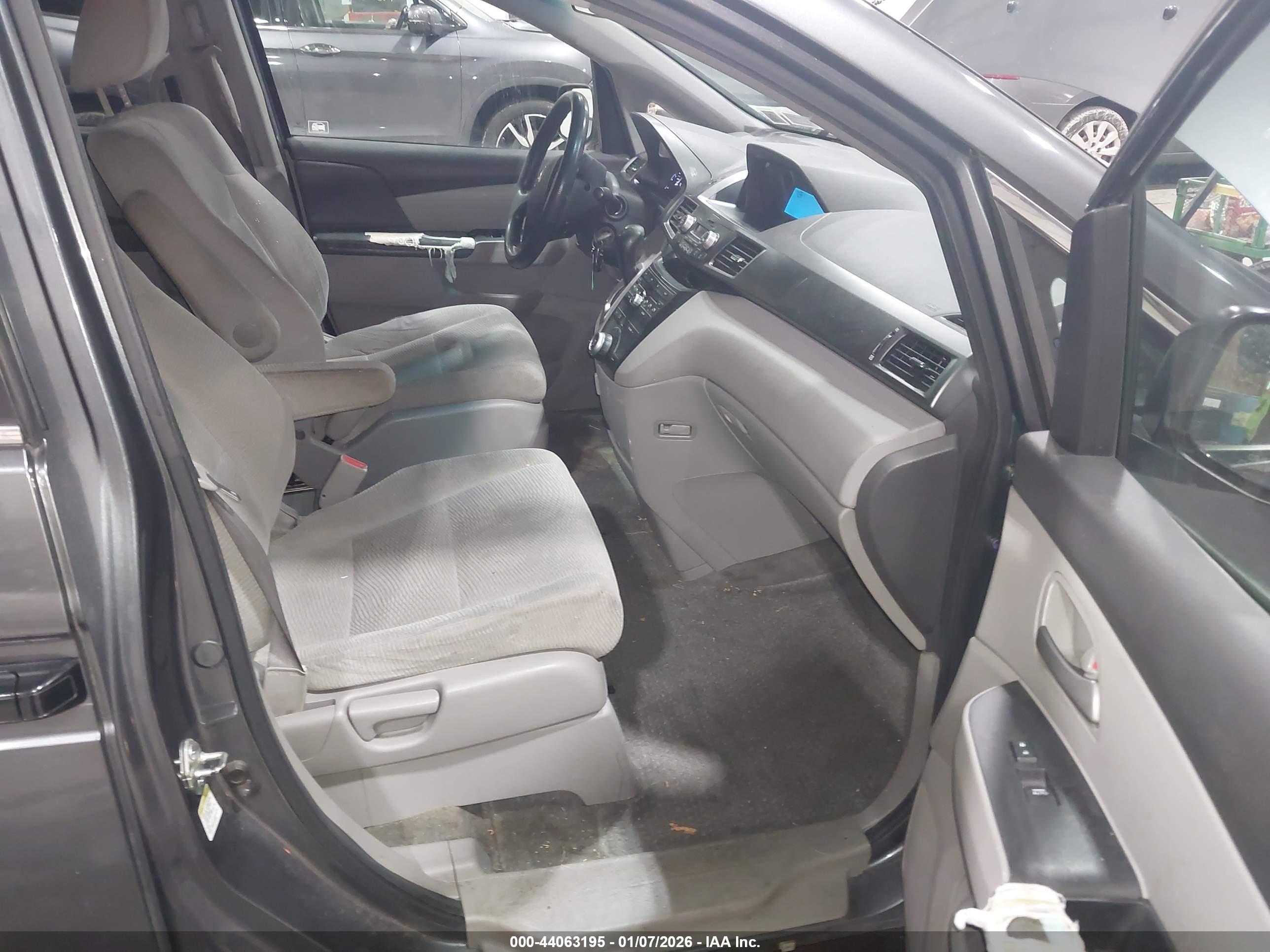 HONDA ODYSSEY image 5