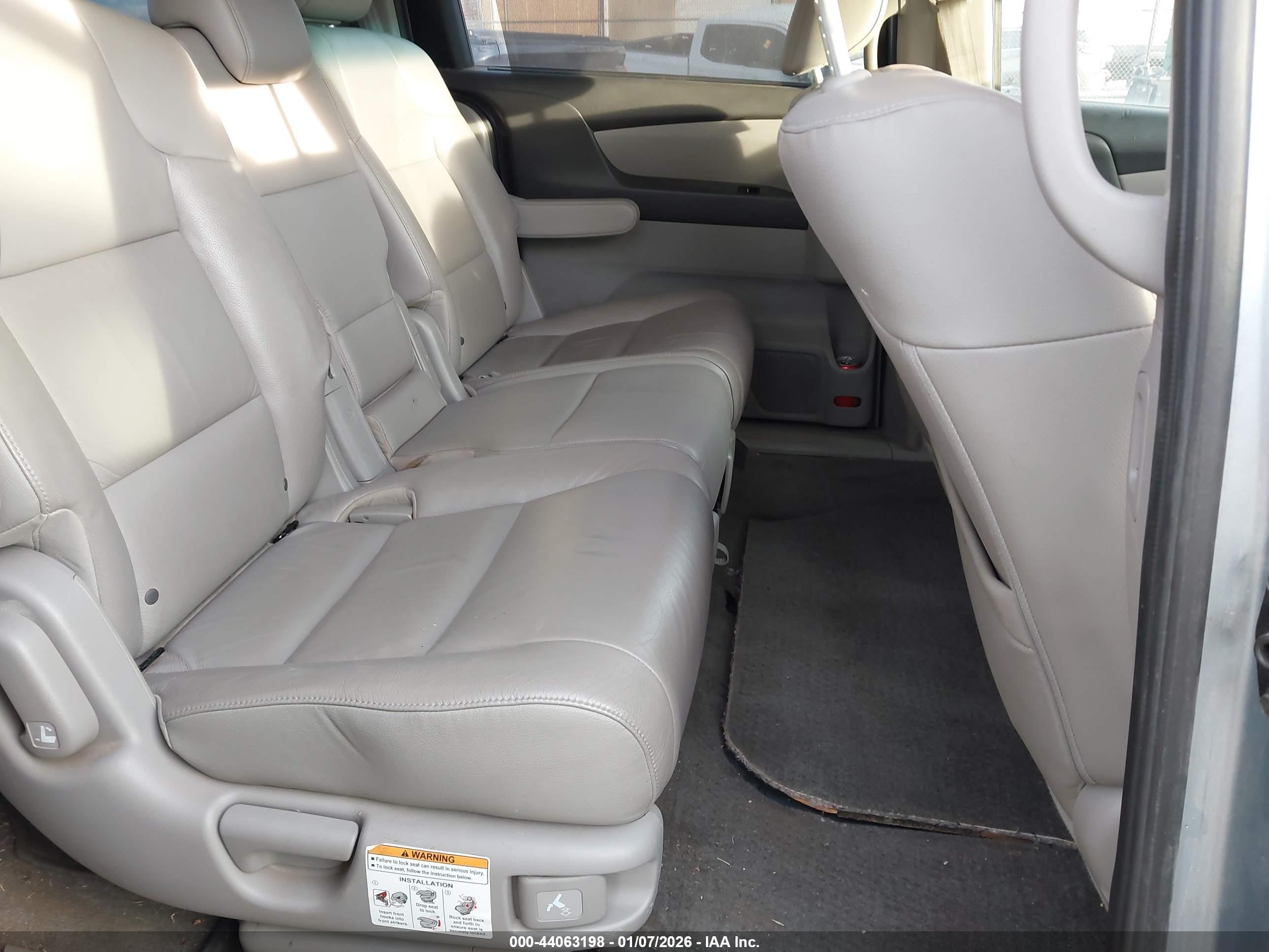 HONDA ODYSSEY image 8