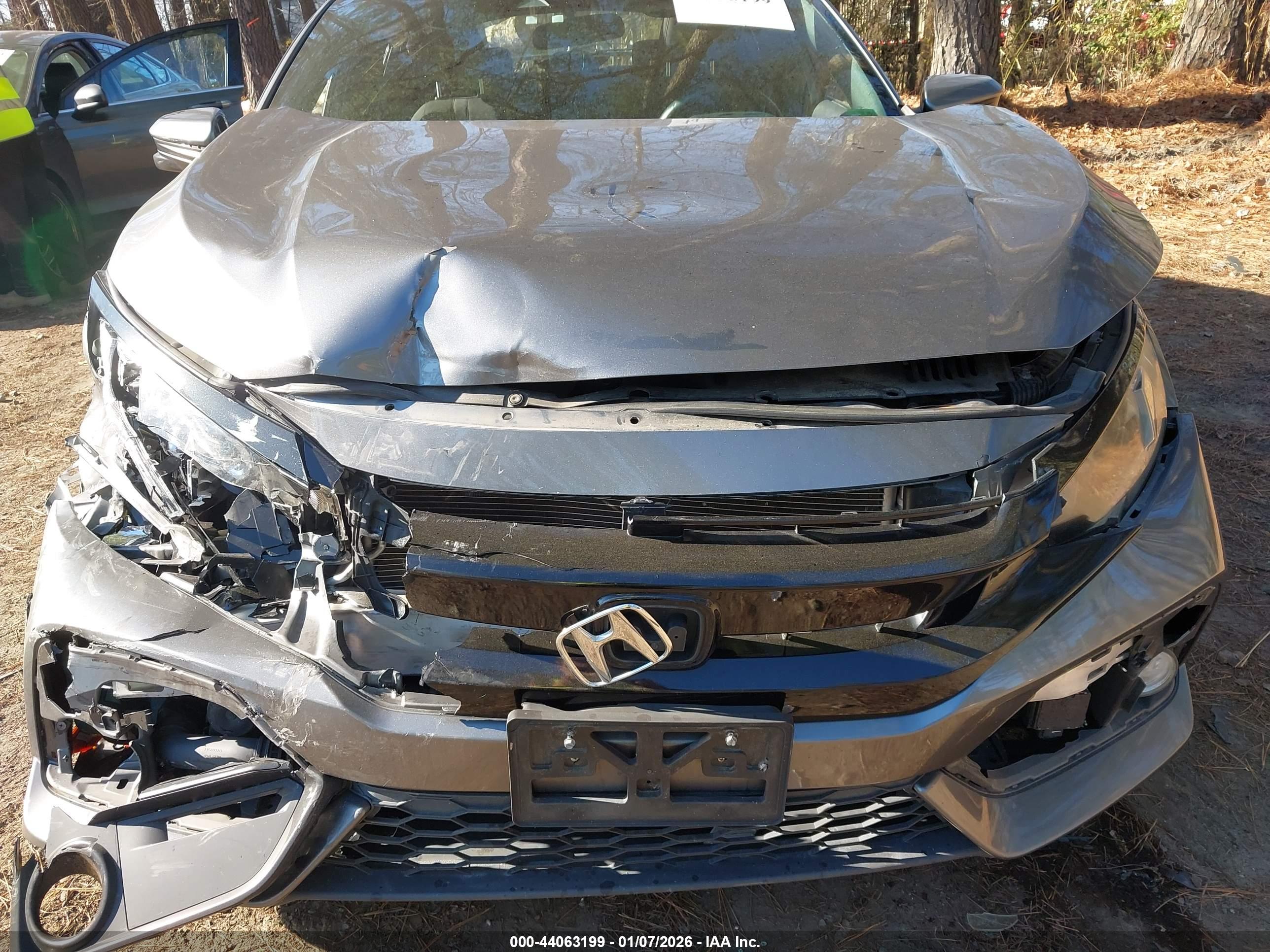 HONDA CIVIC image 6