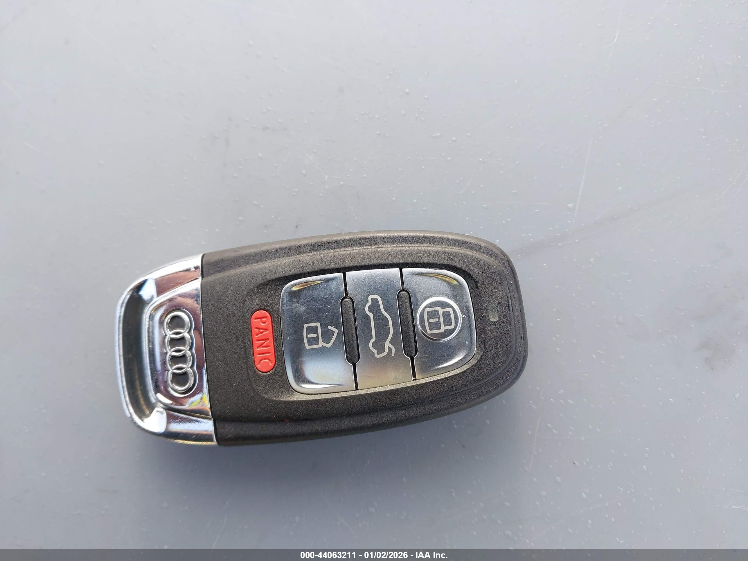 AUDI A4 image 11