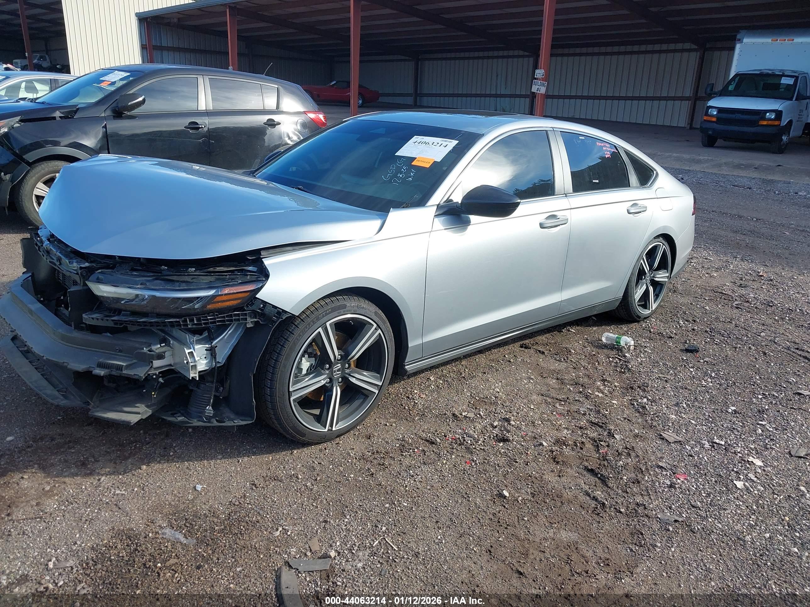 HONDA ACCORD image 2