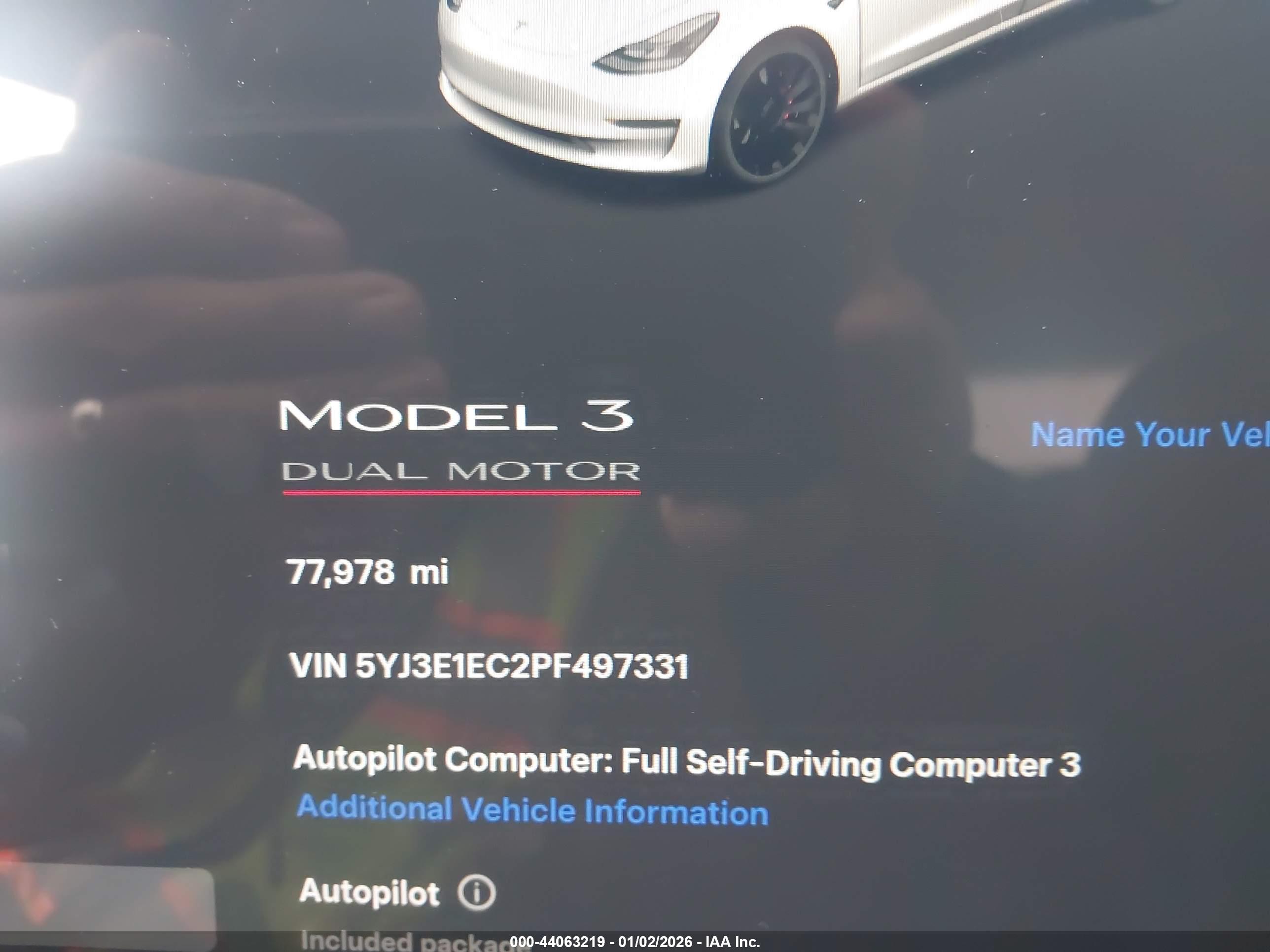 TESLA MODEL image 7